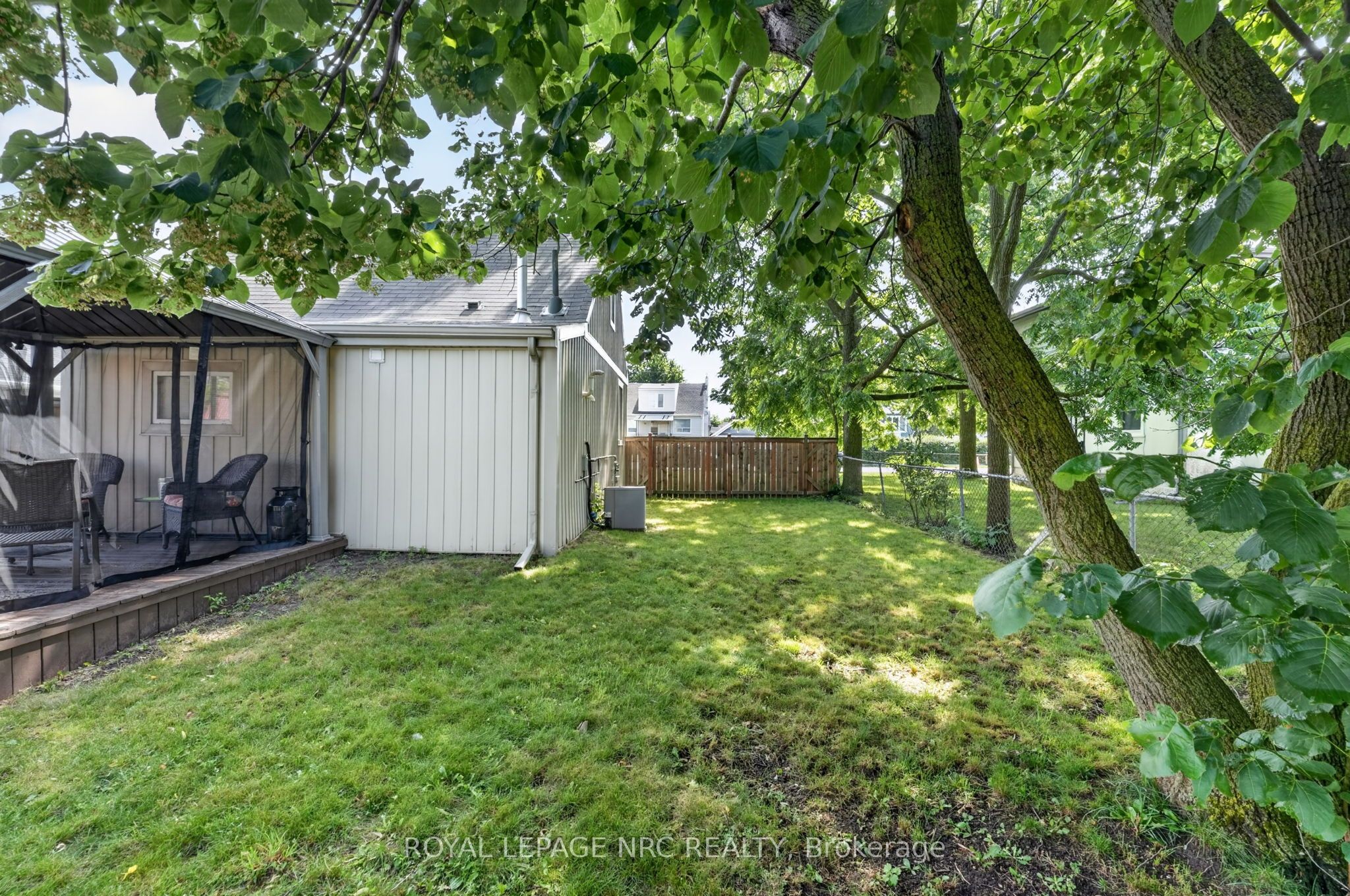 63 Oakwood Street Property Photo 36