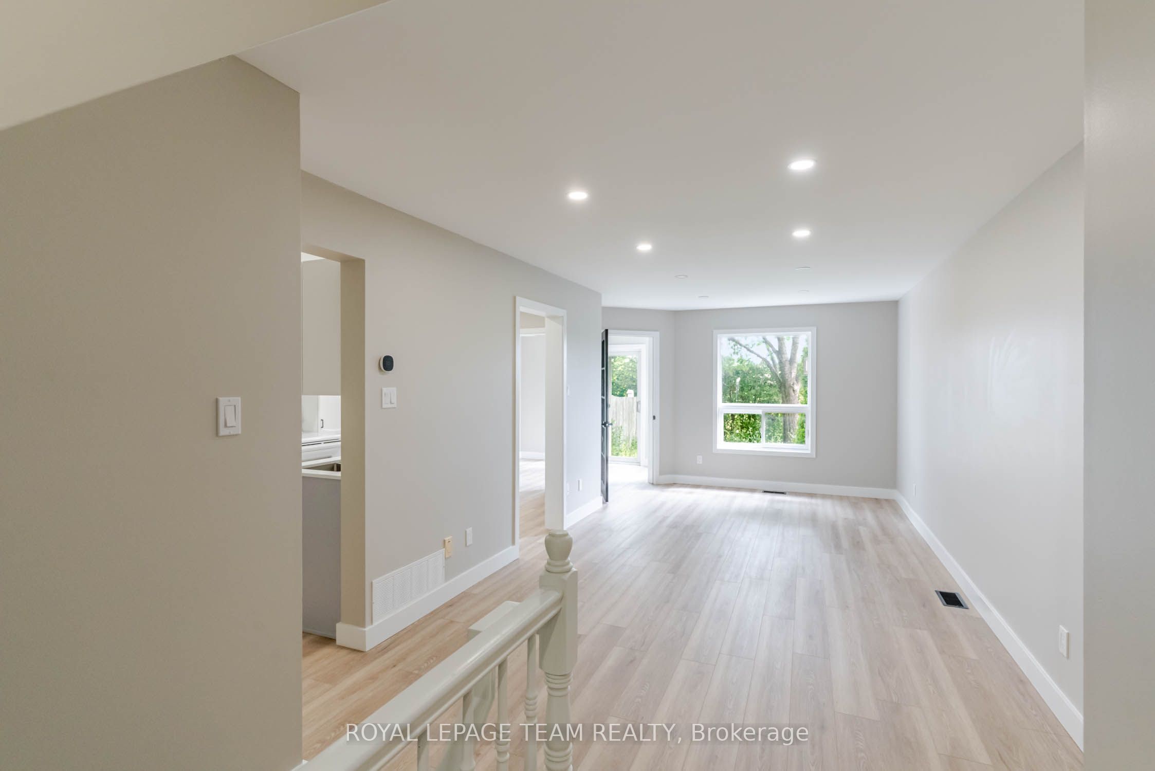 219 Jamieson Street Property Photo 8