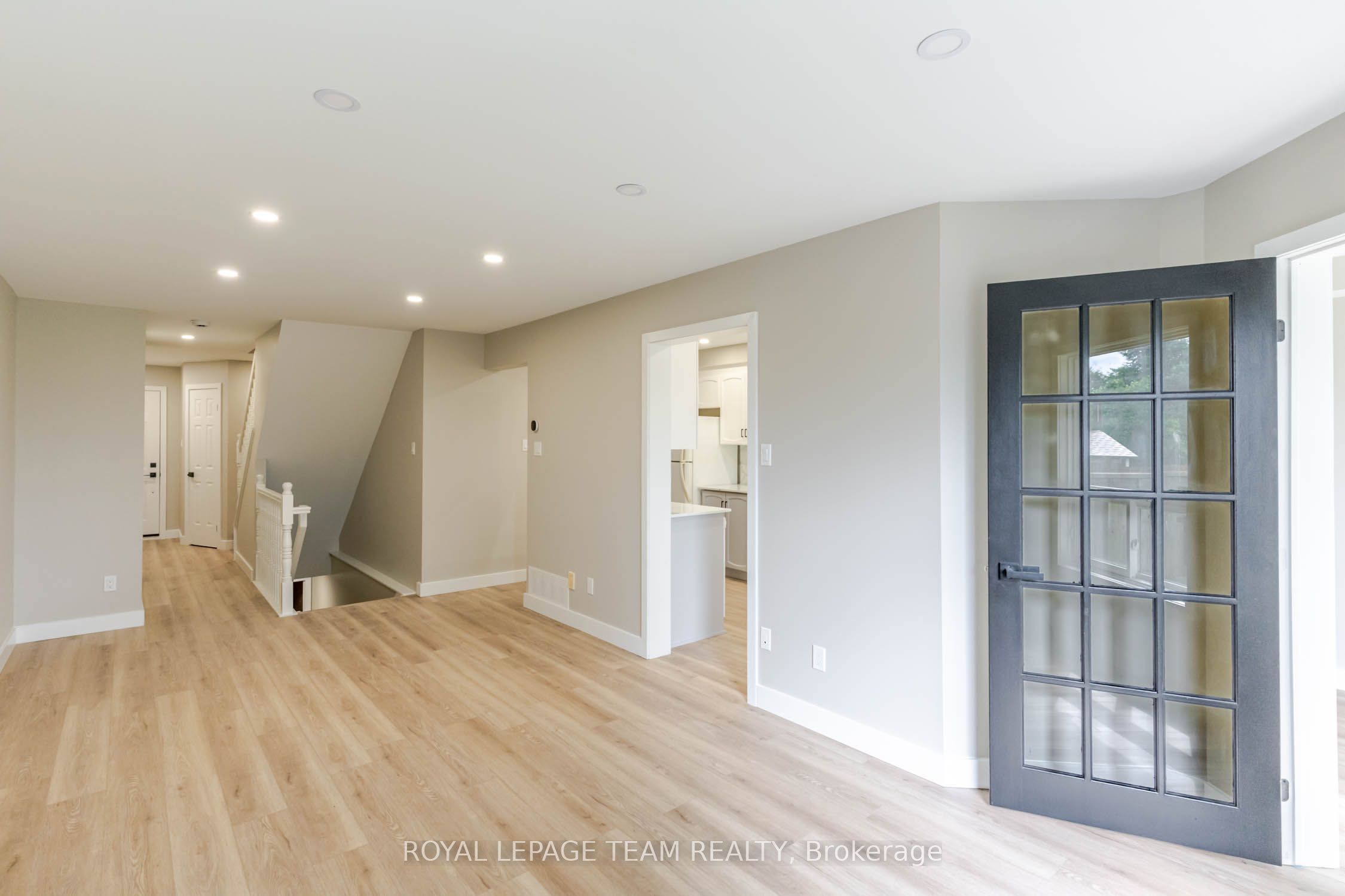 219 Jamieson Street Property Photo 9