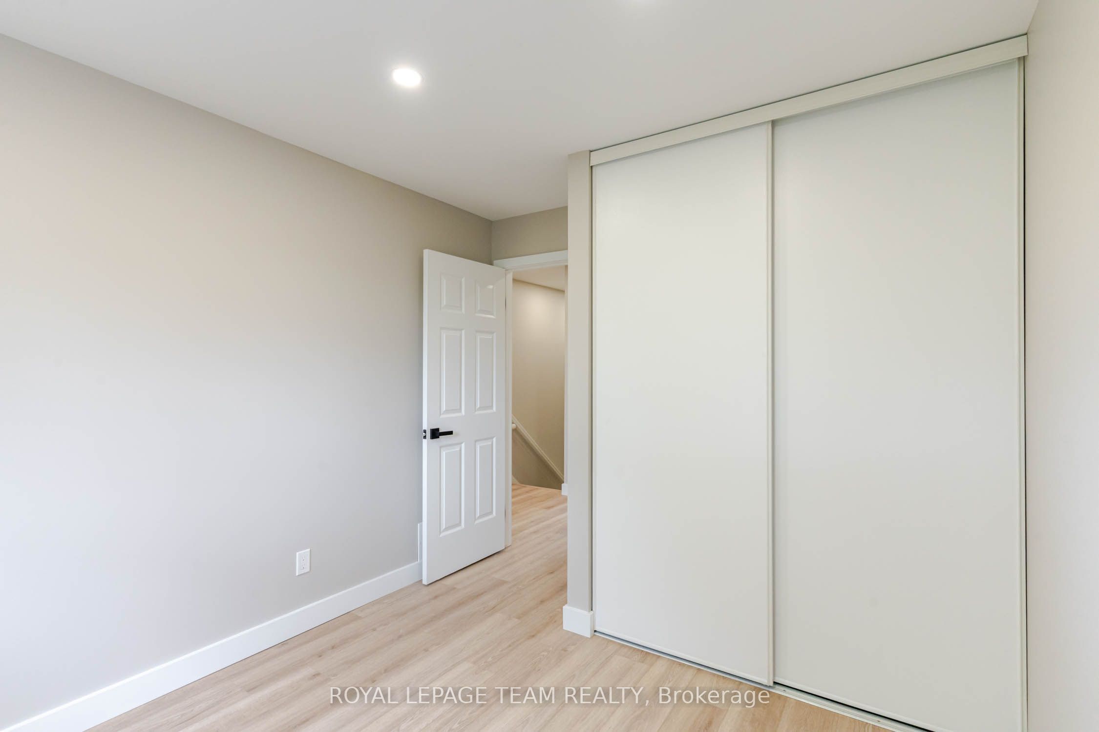219 Jamieson Street Property Photo 20