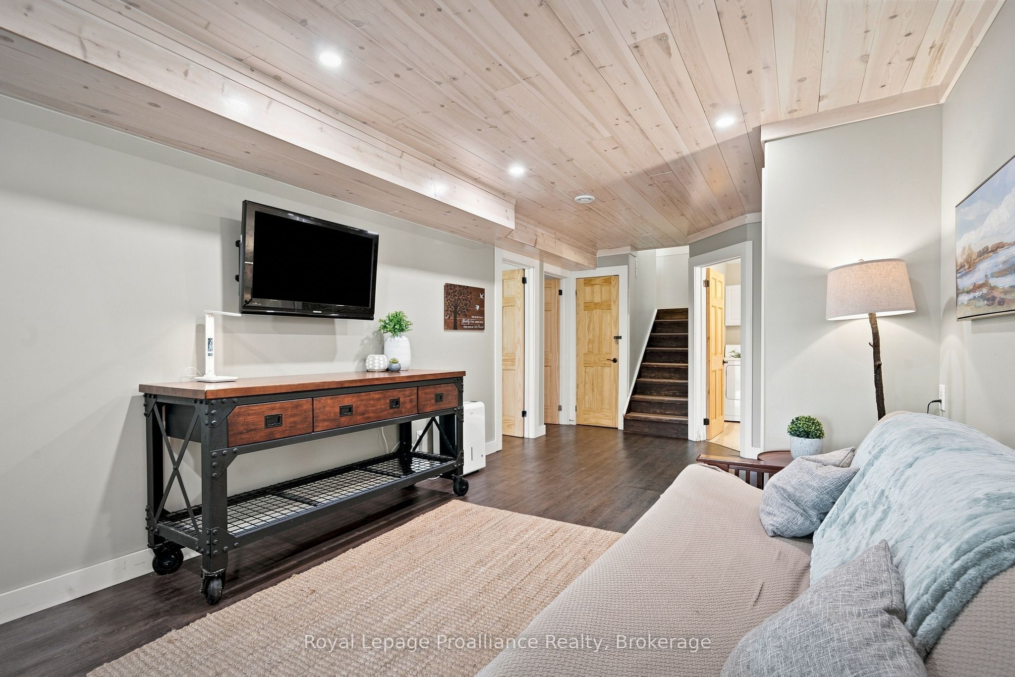 857 West Kosh Road Property Photo 17