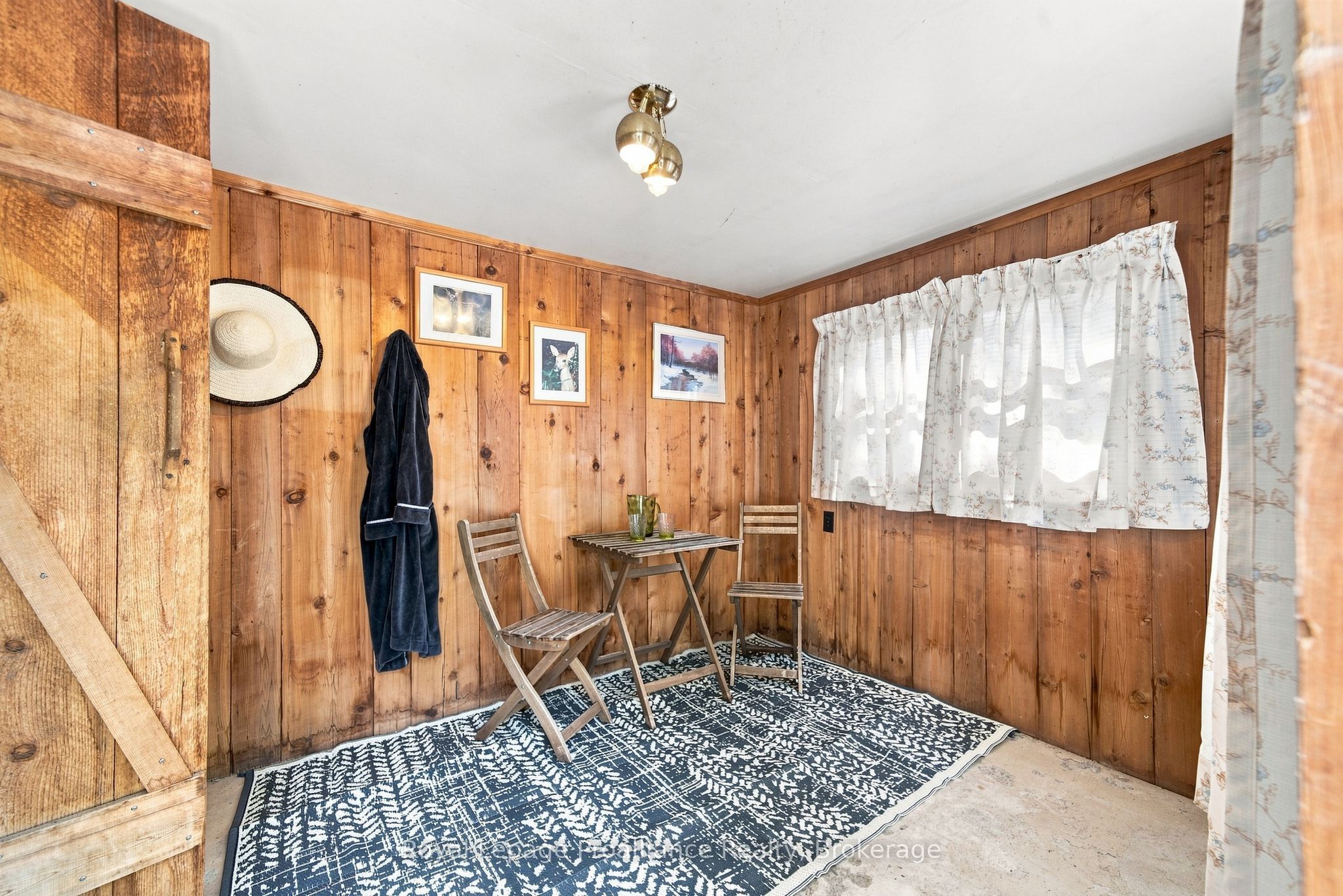 857 West Kosh Road Property Photo 44
