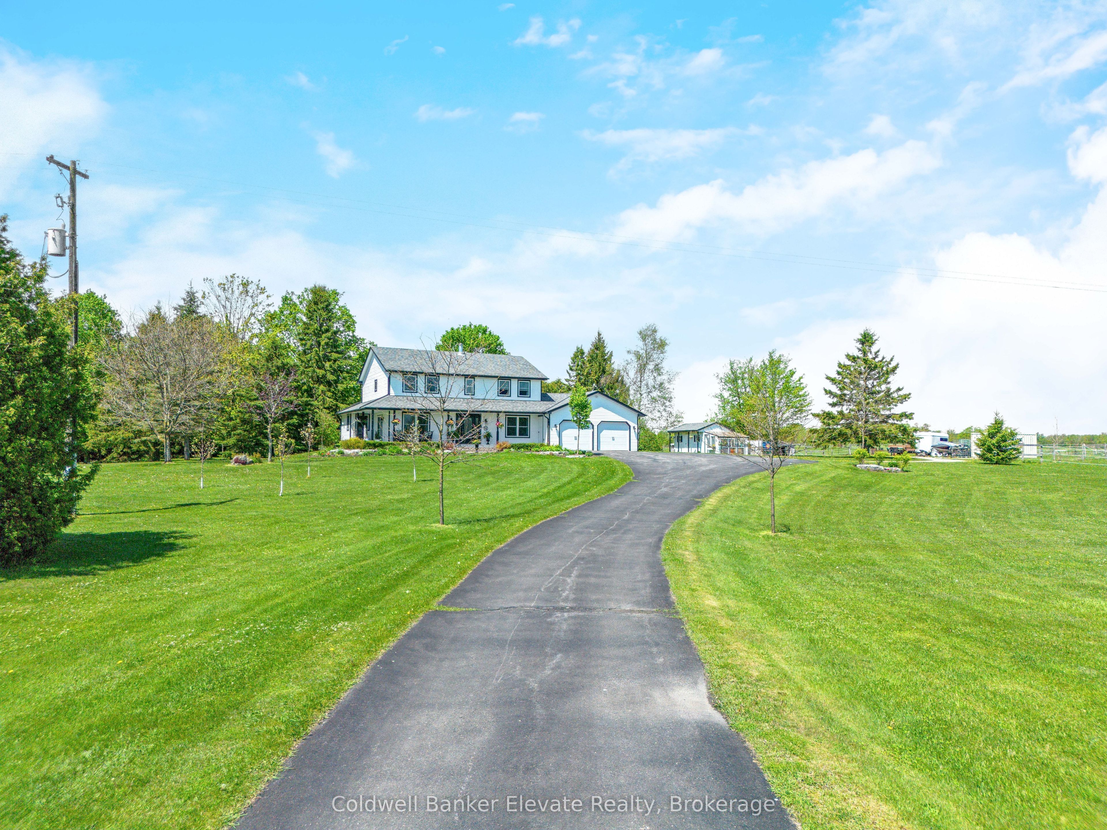 213136 10th Line Property Photo 3