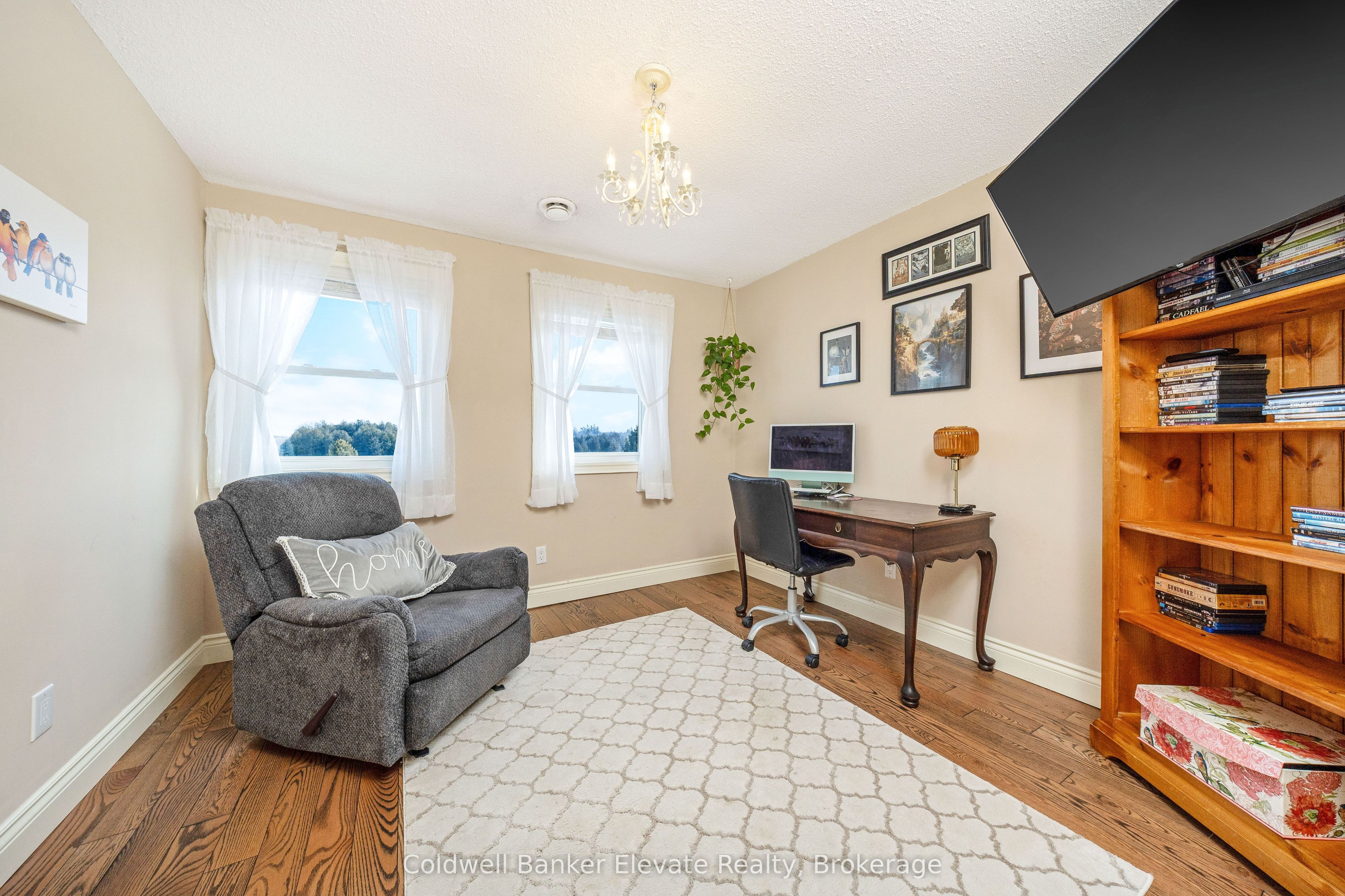 213136 10th Line Property Photo 33