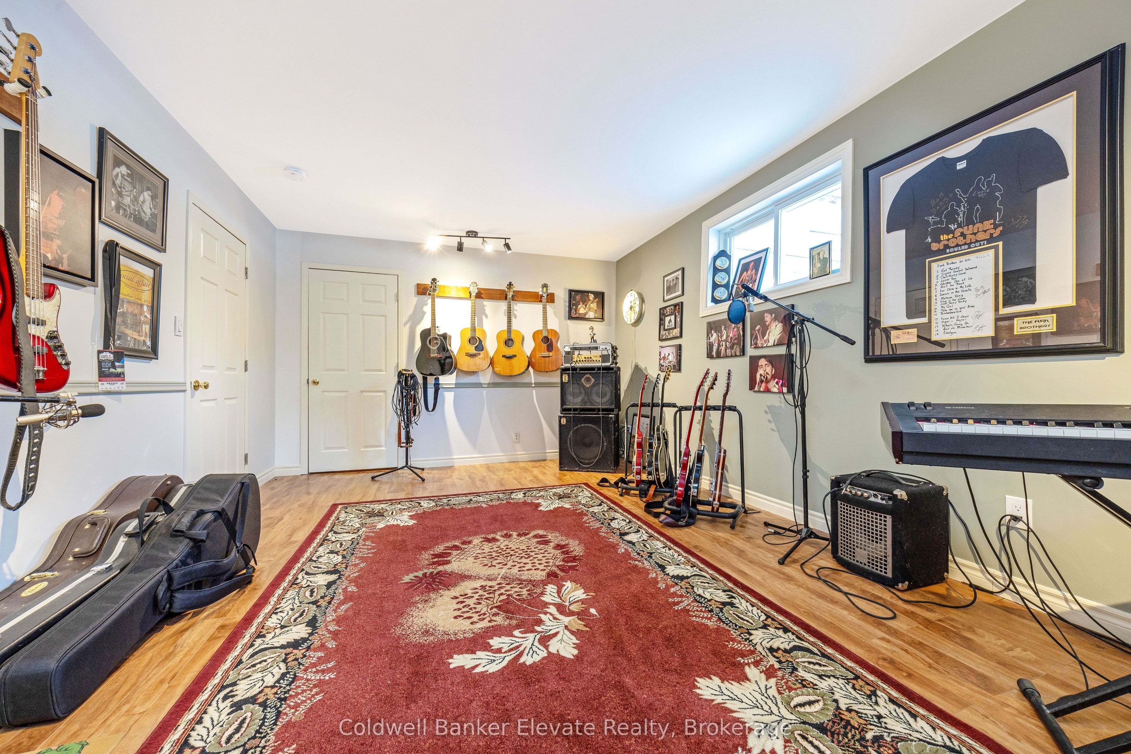 213136 10th Line Property Photo 38