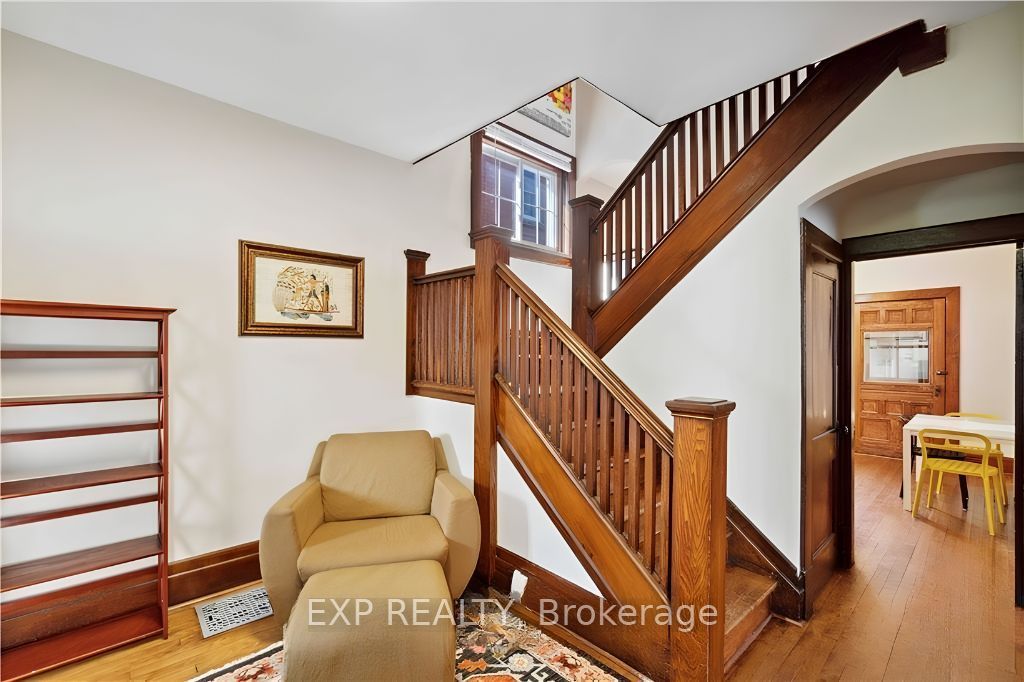 347 St. Patrick Street Property Photo 4