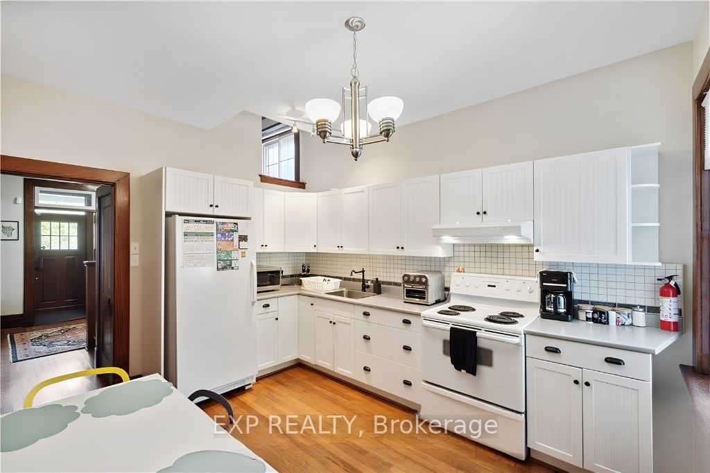 347 St. Patrick Street Property Photo 13