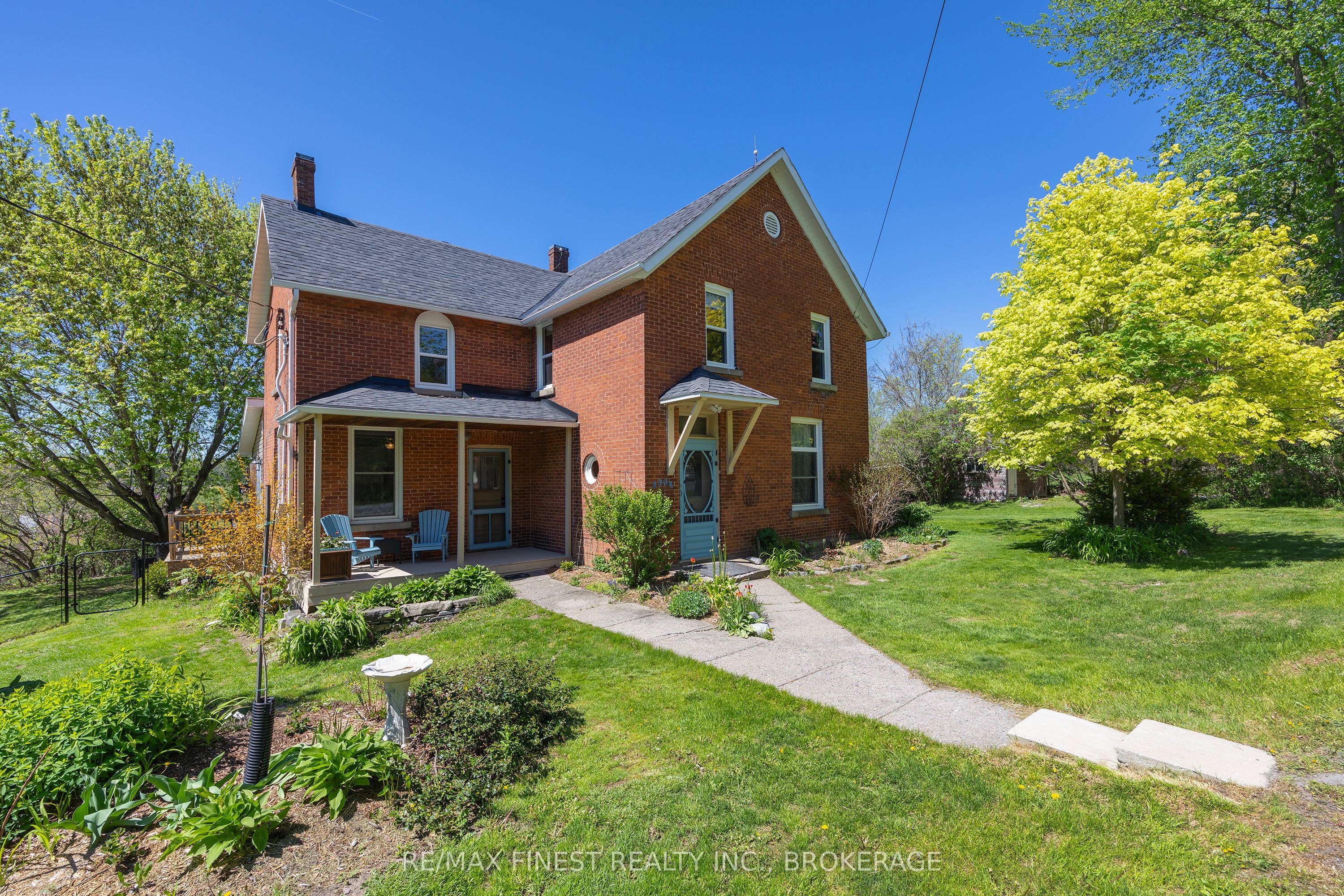 2904 Cloggs Road