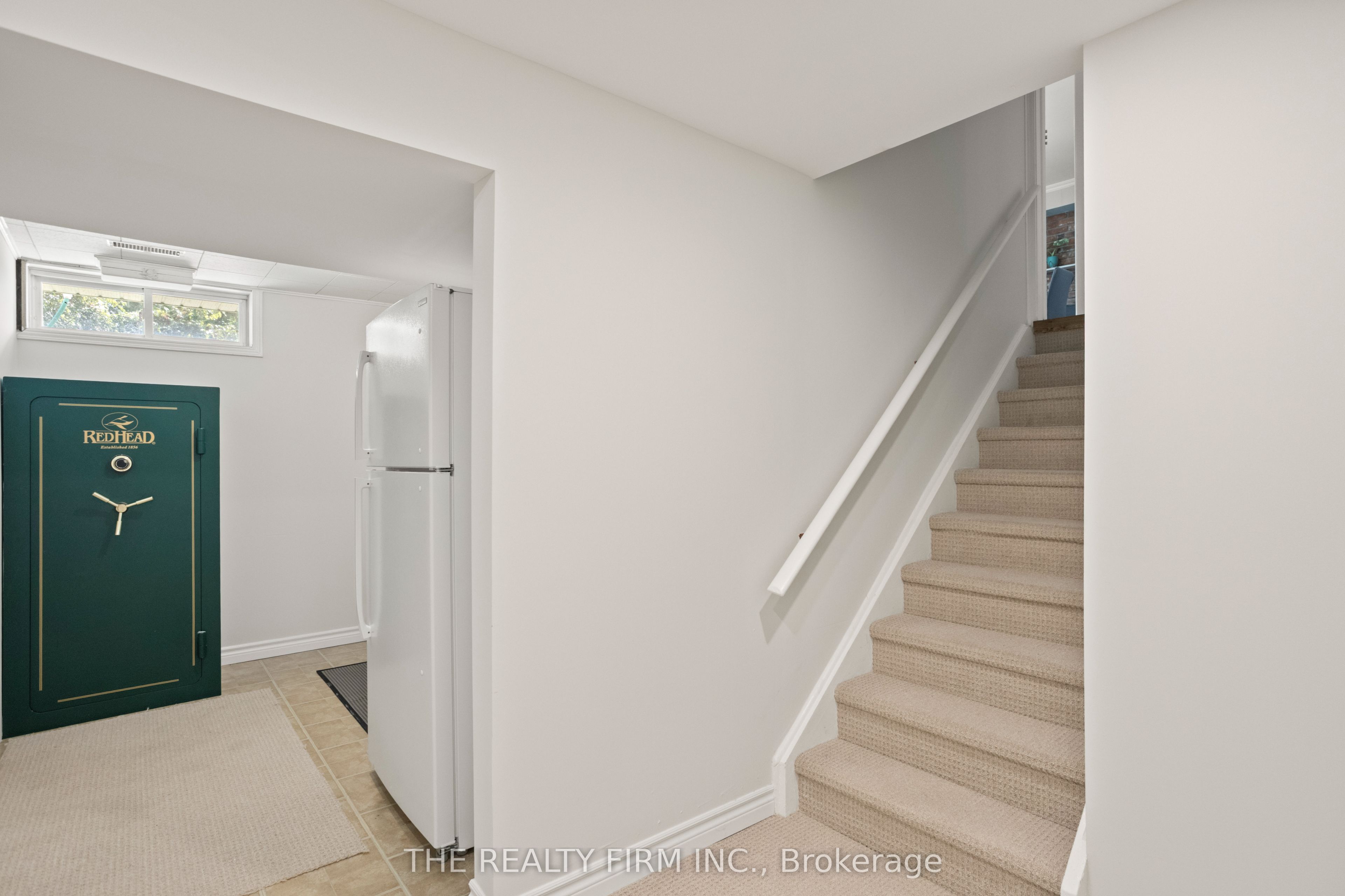 22 Milford Crescent Property Photo 31