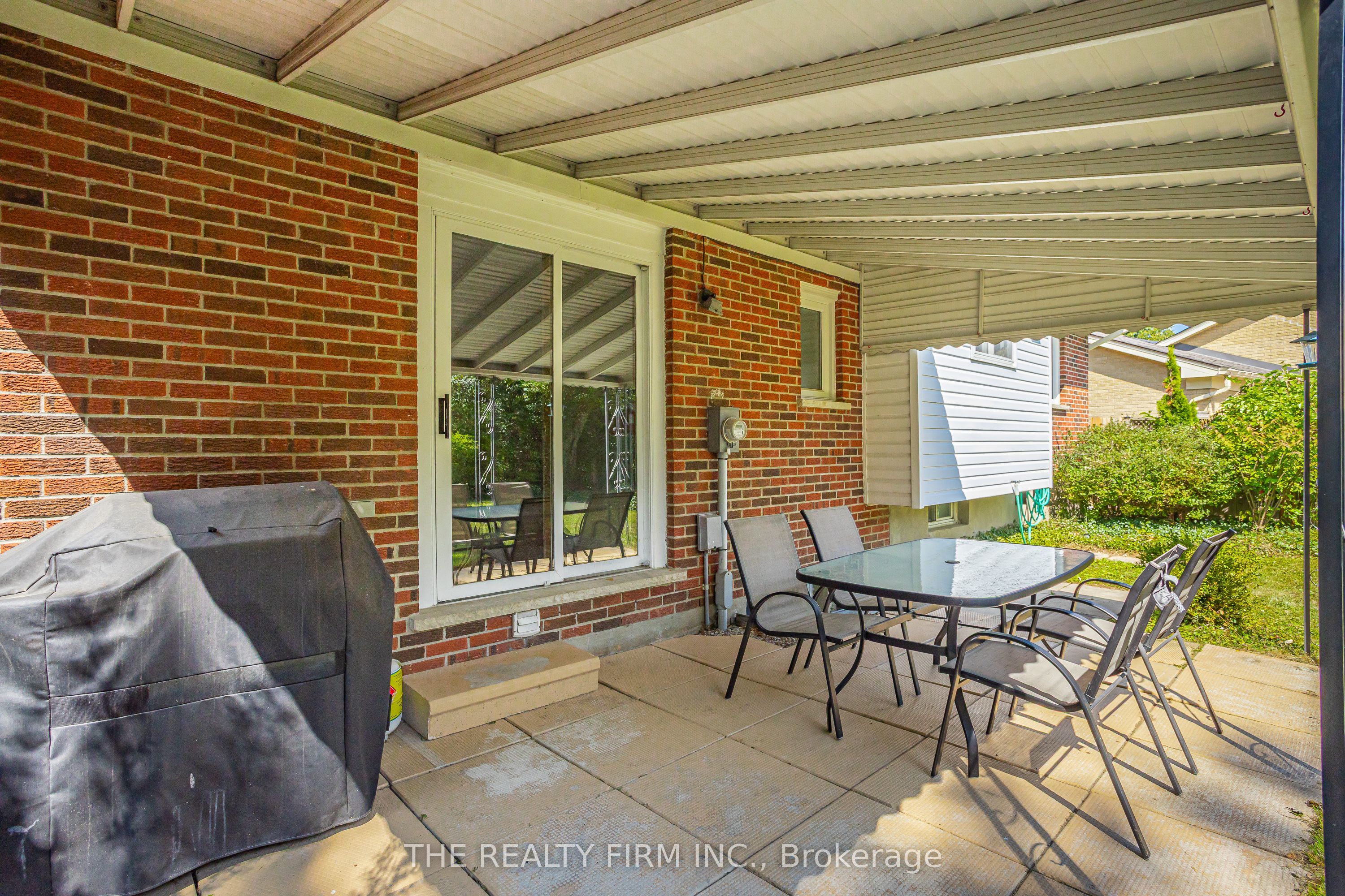 22 Milford Crescent Property Photo 40