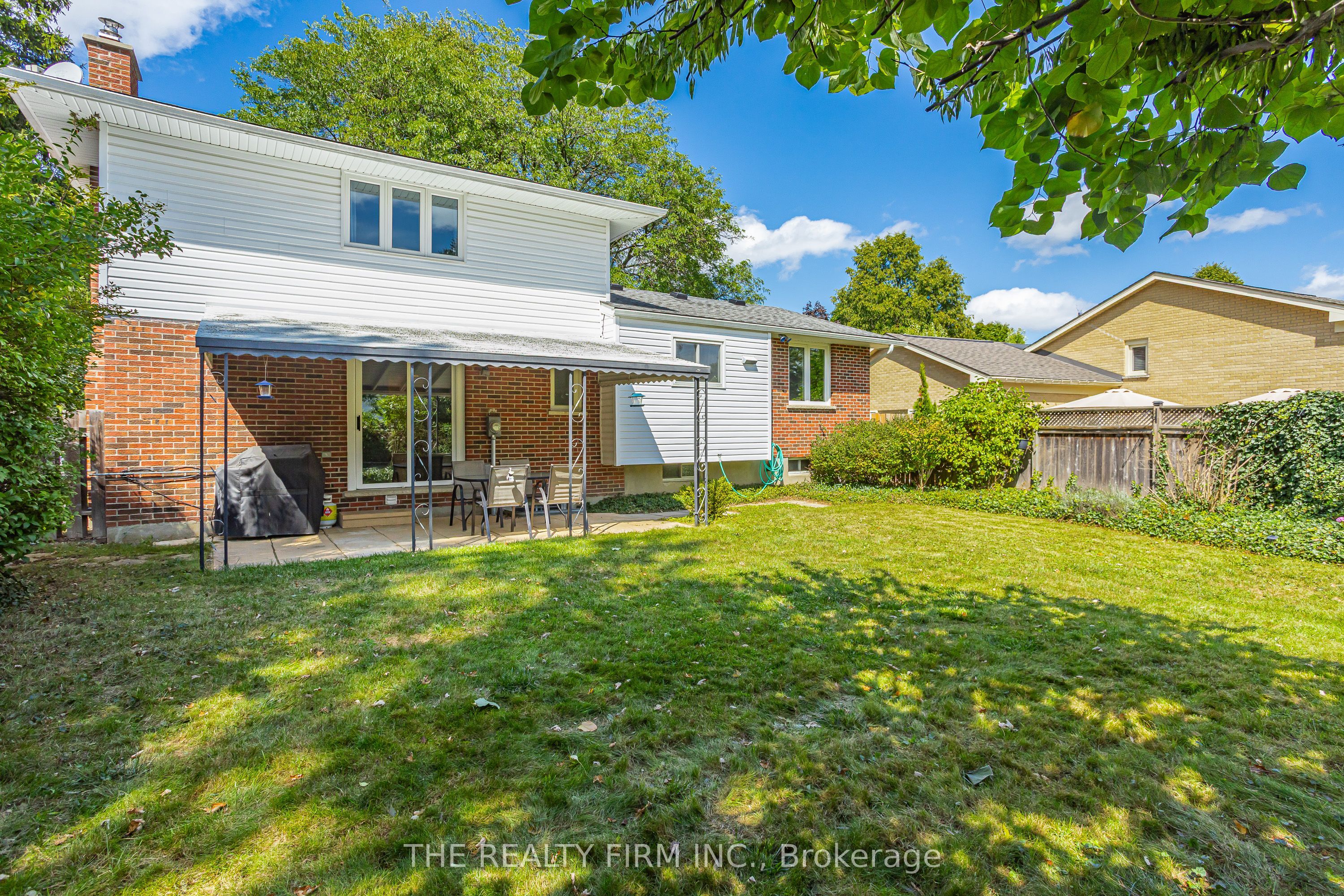 22 Milford Crescent Property Photo 43