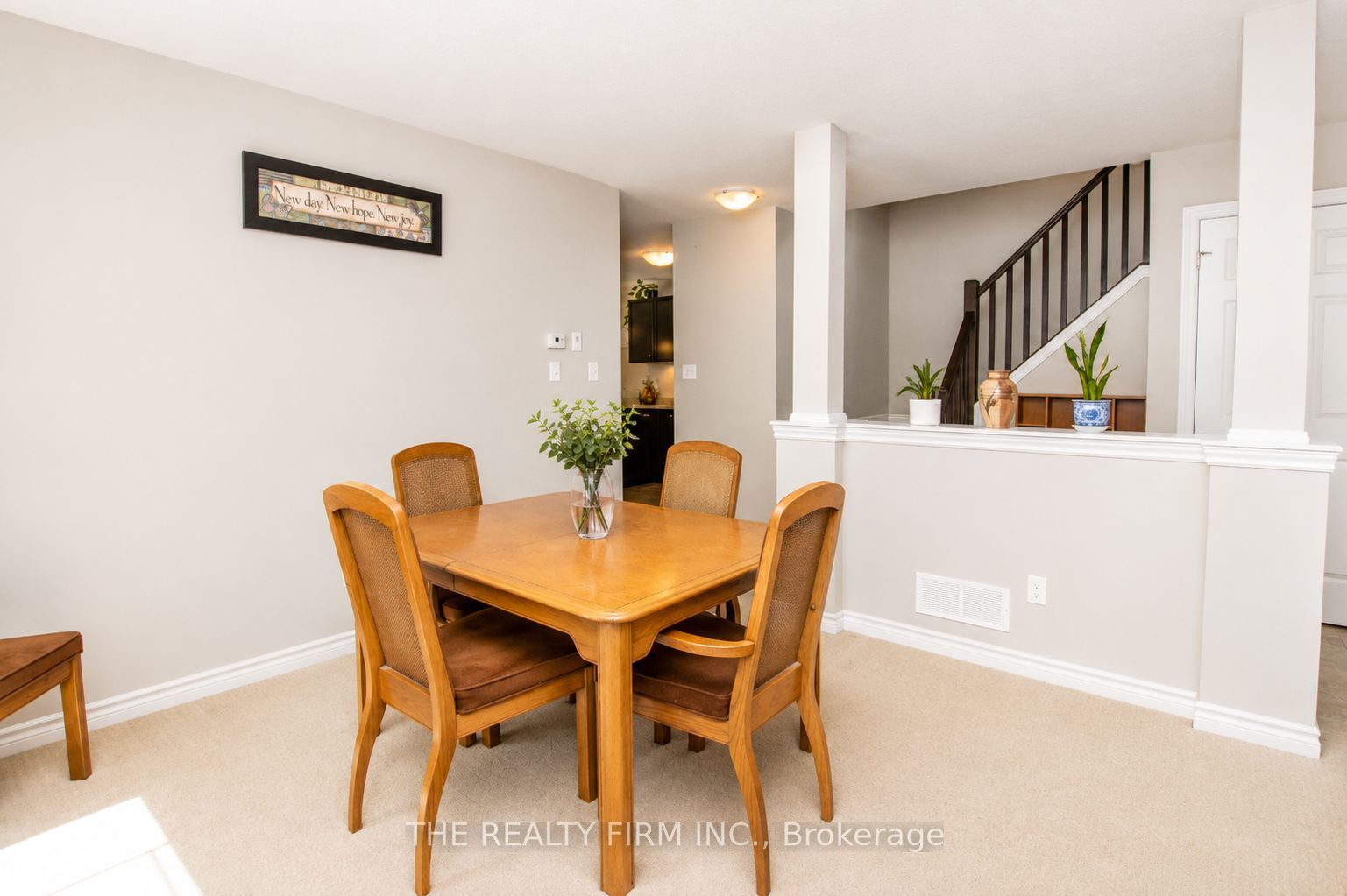 884 Reeves Avenue Property Photo 6