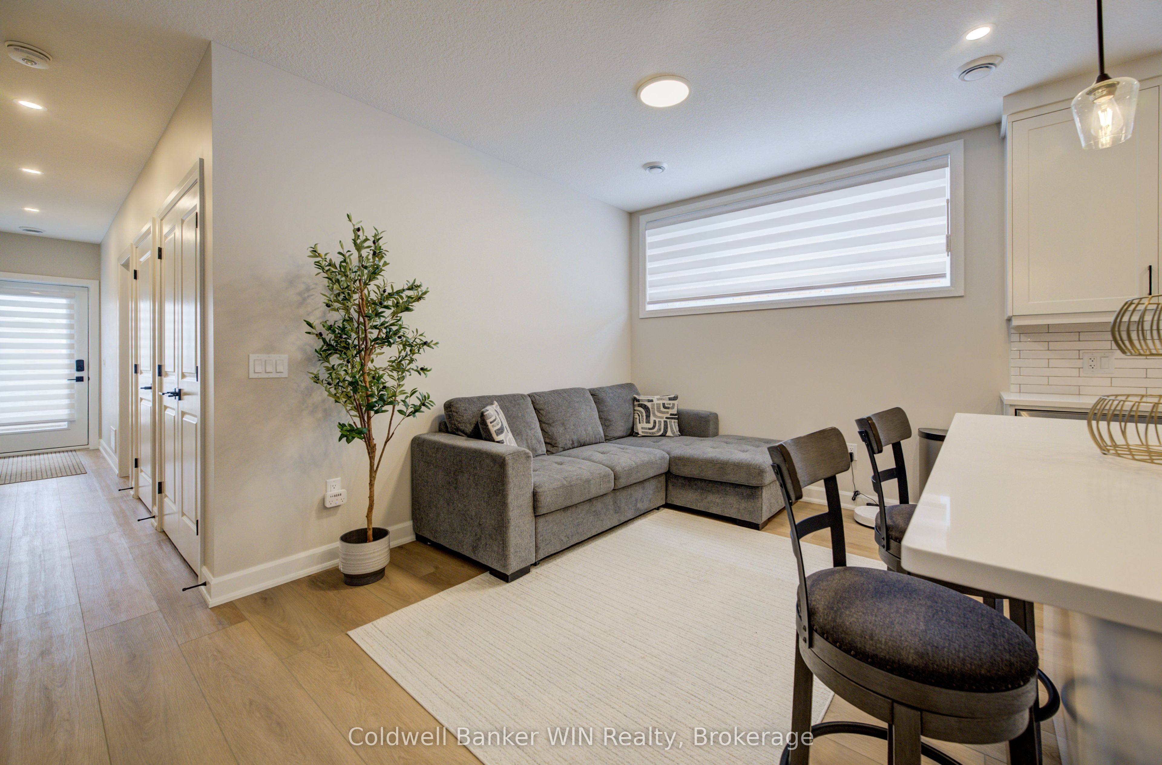 440 Wellington Street E 3 Property Photo 10
