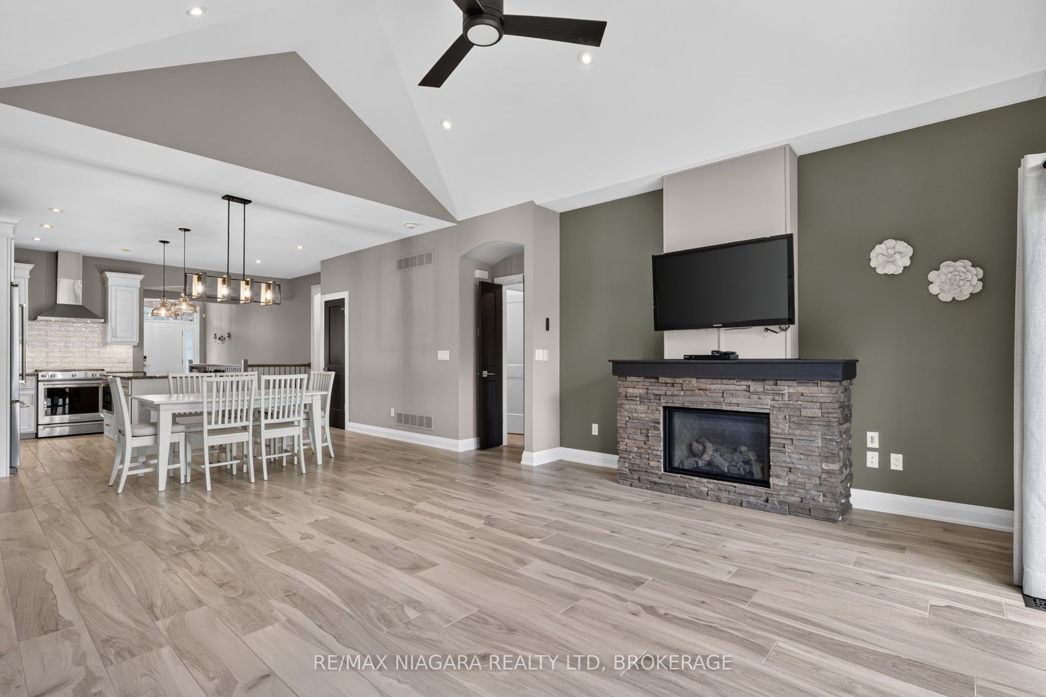 84 Ganton Trail Property Photo 24