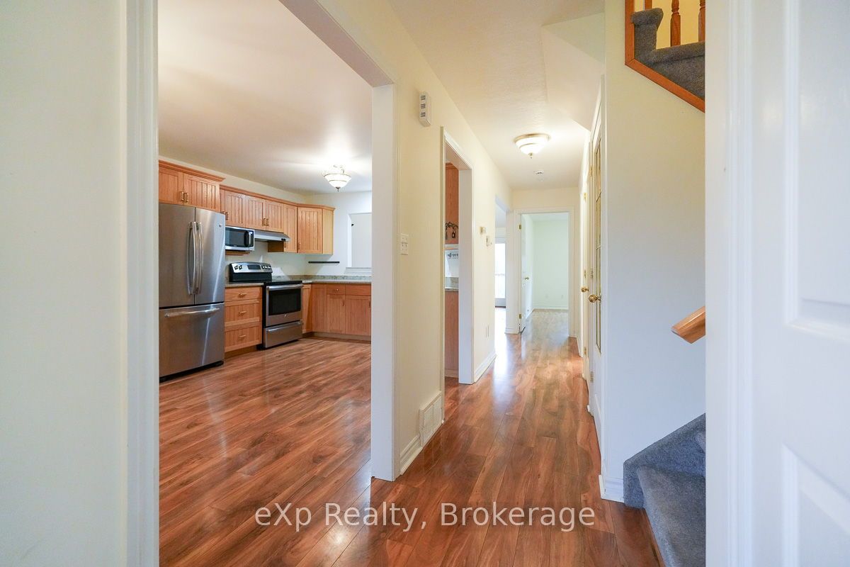 123 Church Street N 3 Property Photo 5