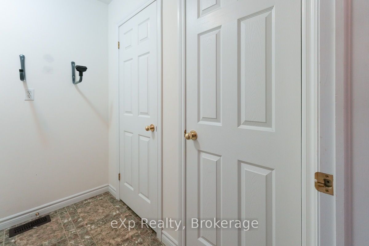 123 Church Street N 3 Property Photo 20