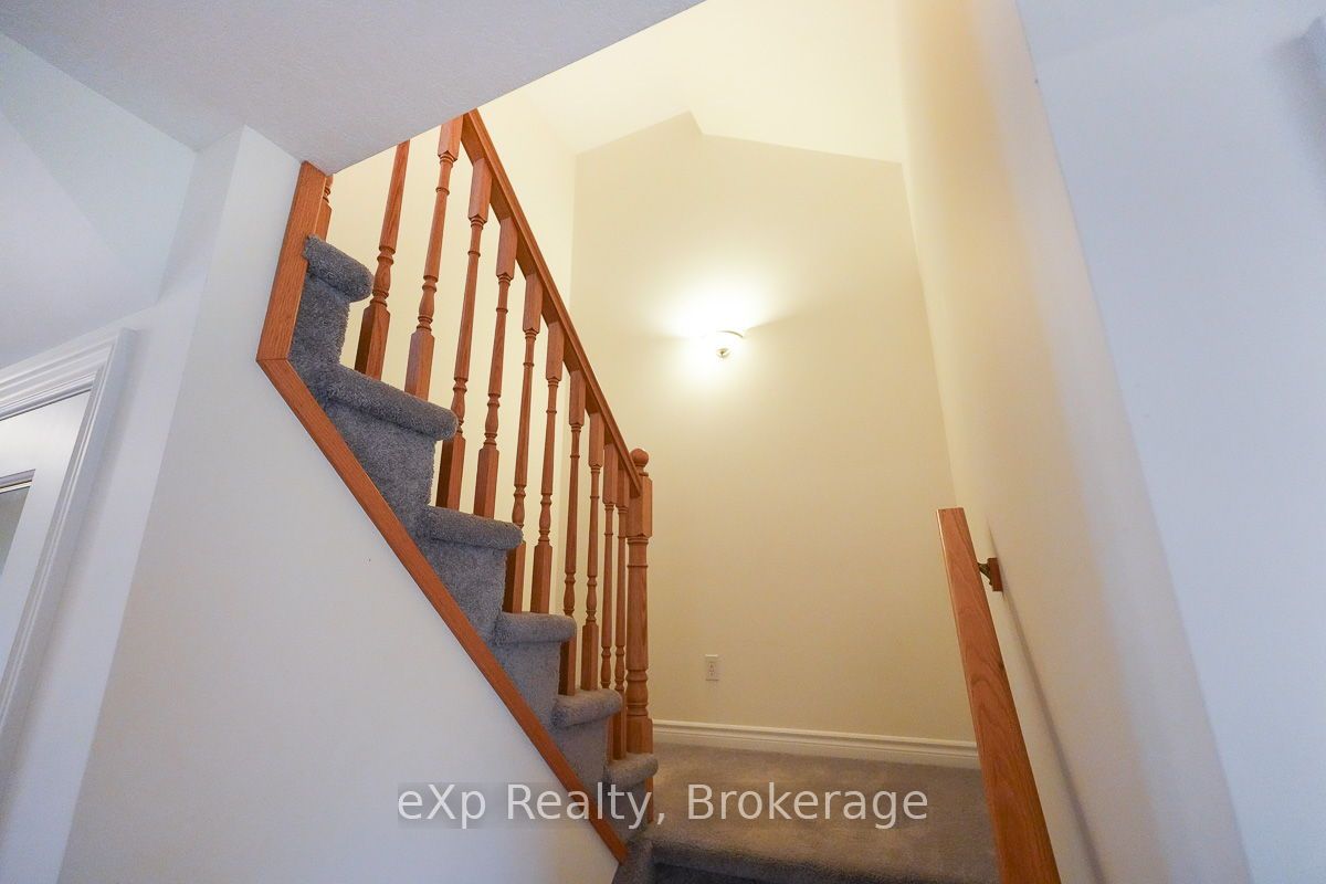 123 Church Street N 3 Property Photo 21