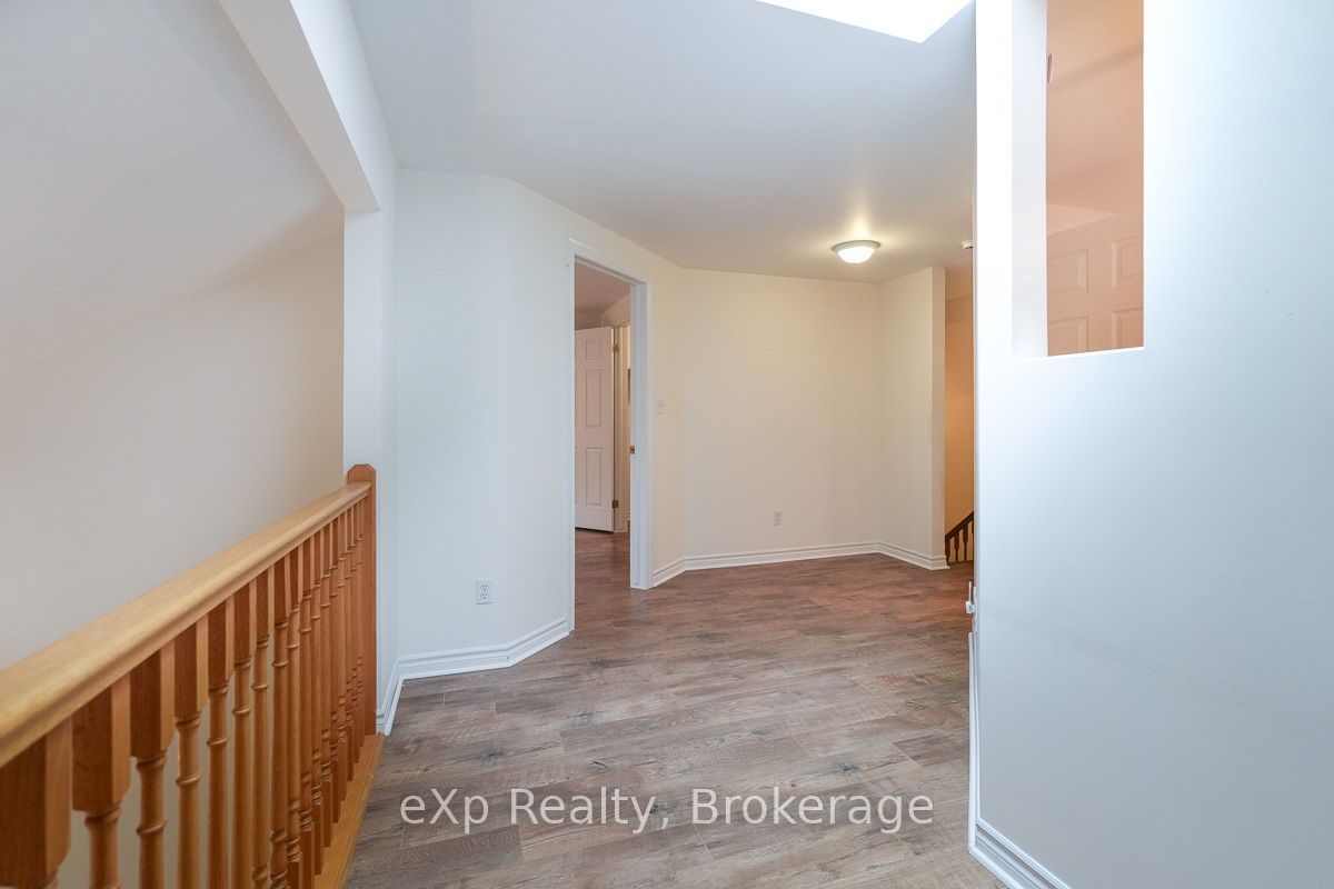 123 Church Street N 3 Property Photo 24