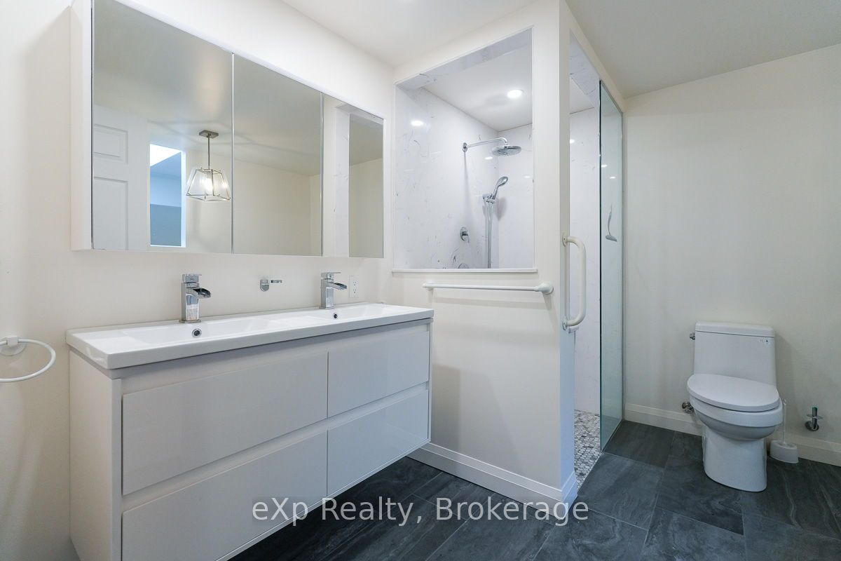 123 Church Street N 3 Property Photo 29