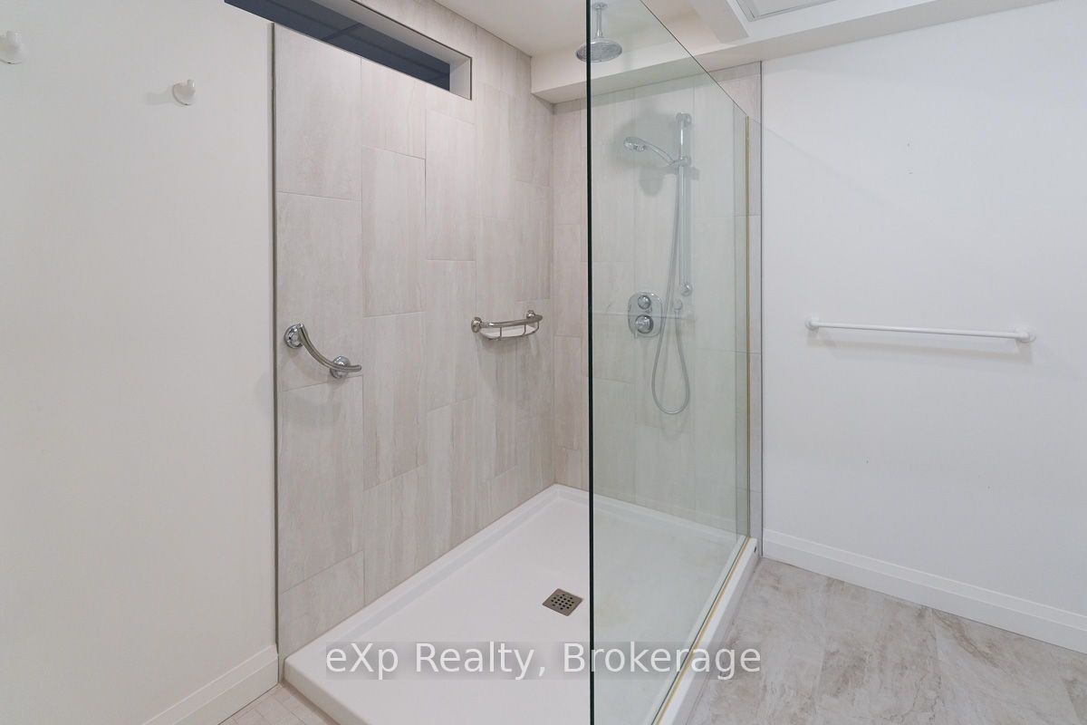 123 Church Street N 3 Property Photo 39