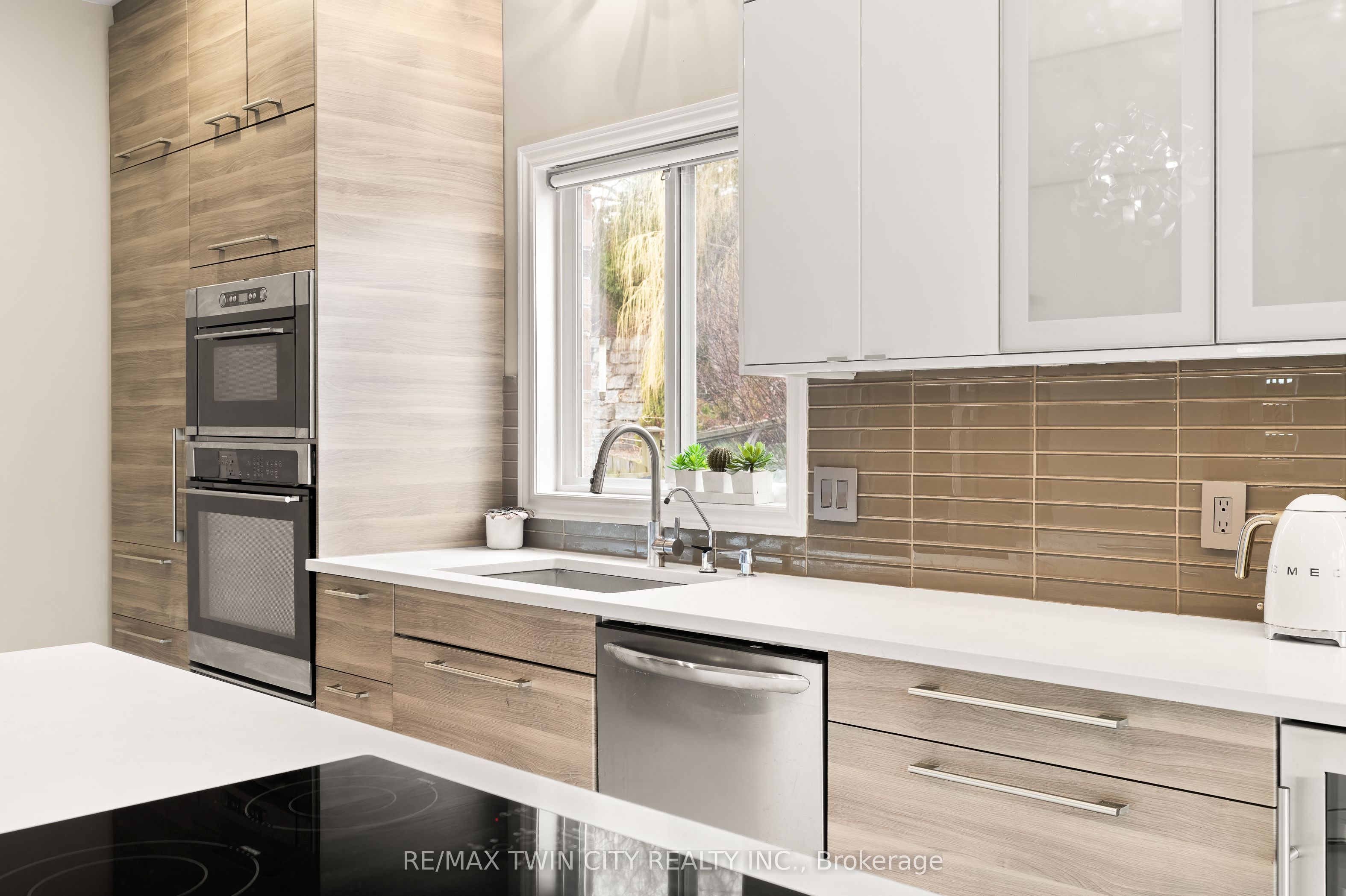 534 Birchleaf Walk Property Photo 14