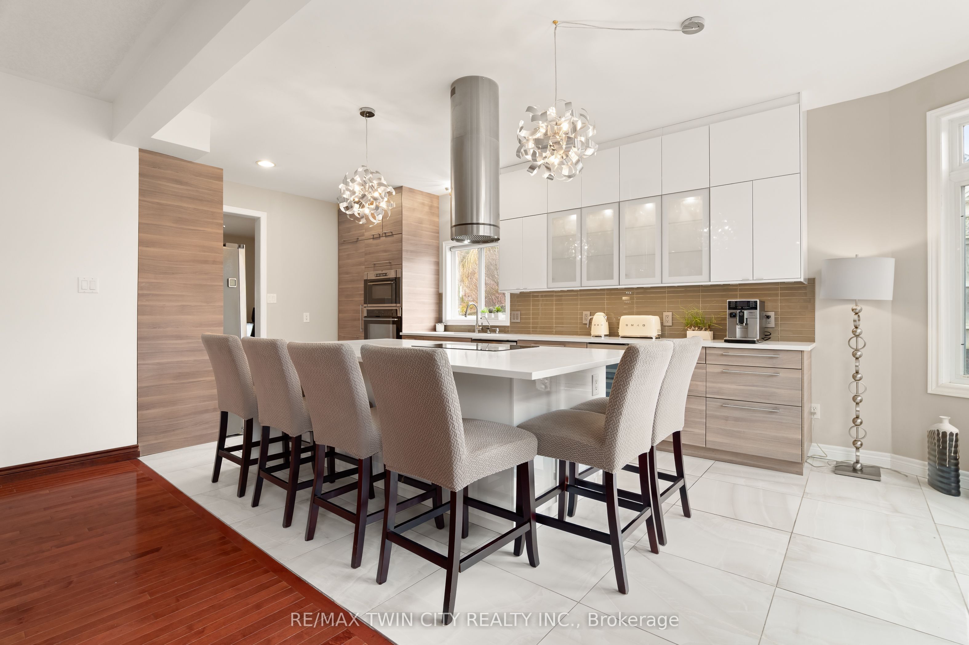 534 Birchleaf Walk Property Photo 15