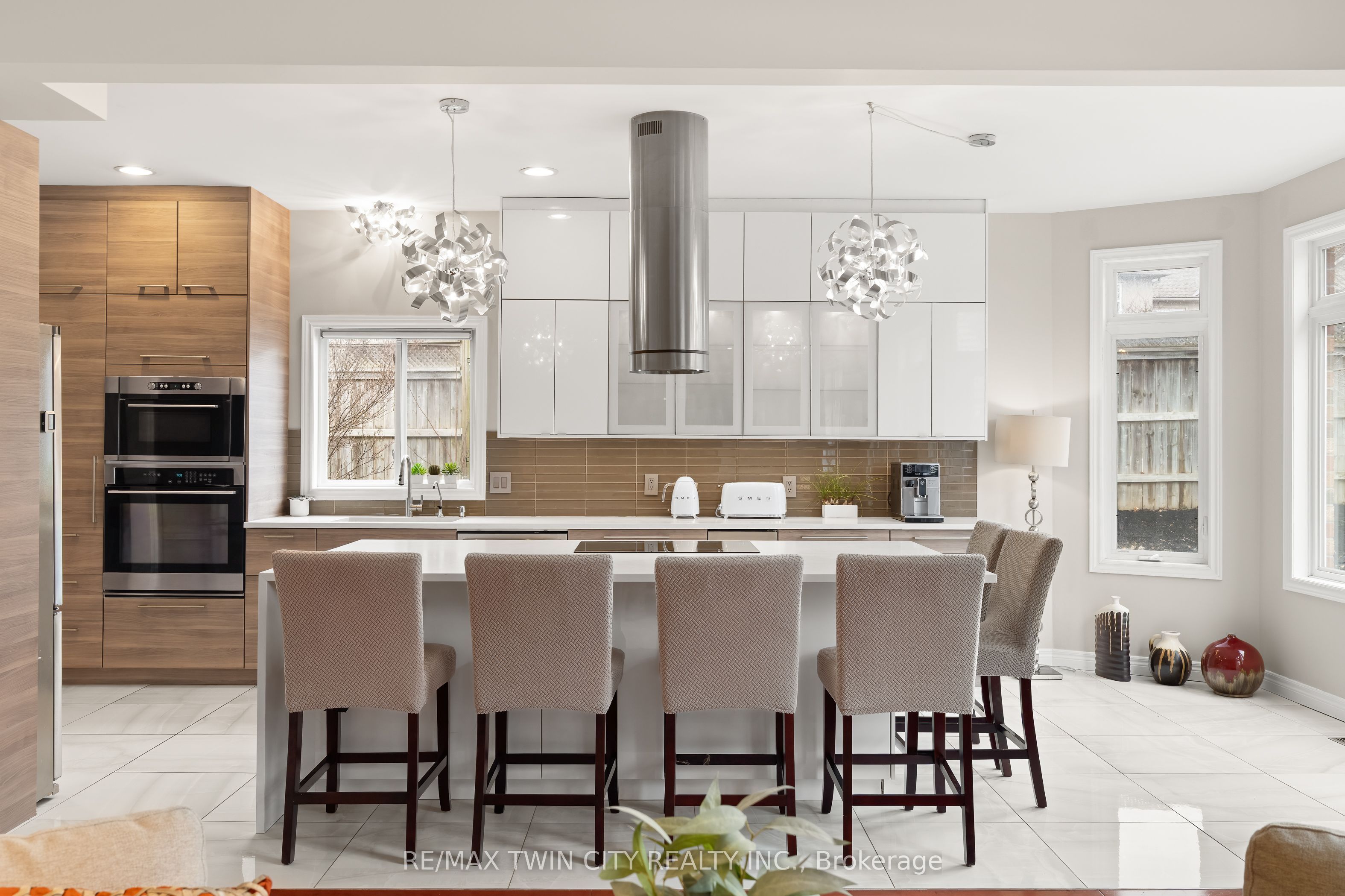 534 Birchleaf Walk Property Photo 17