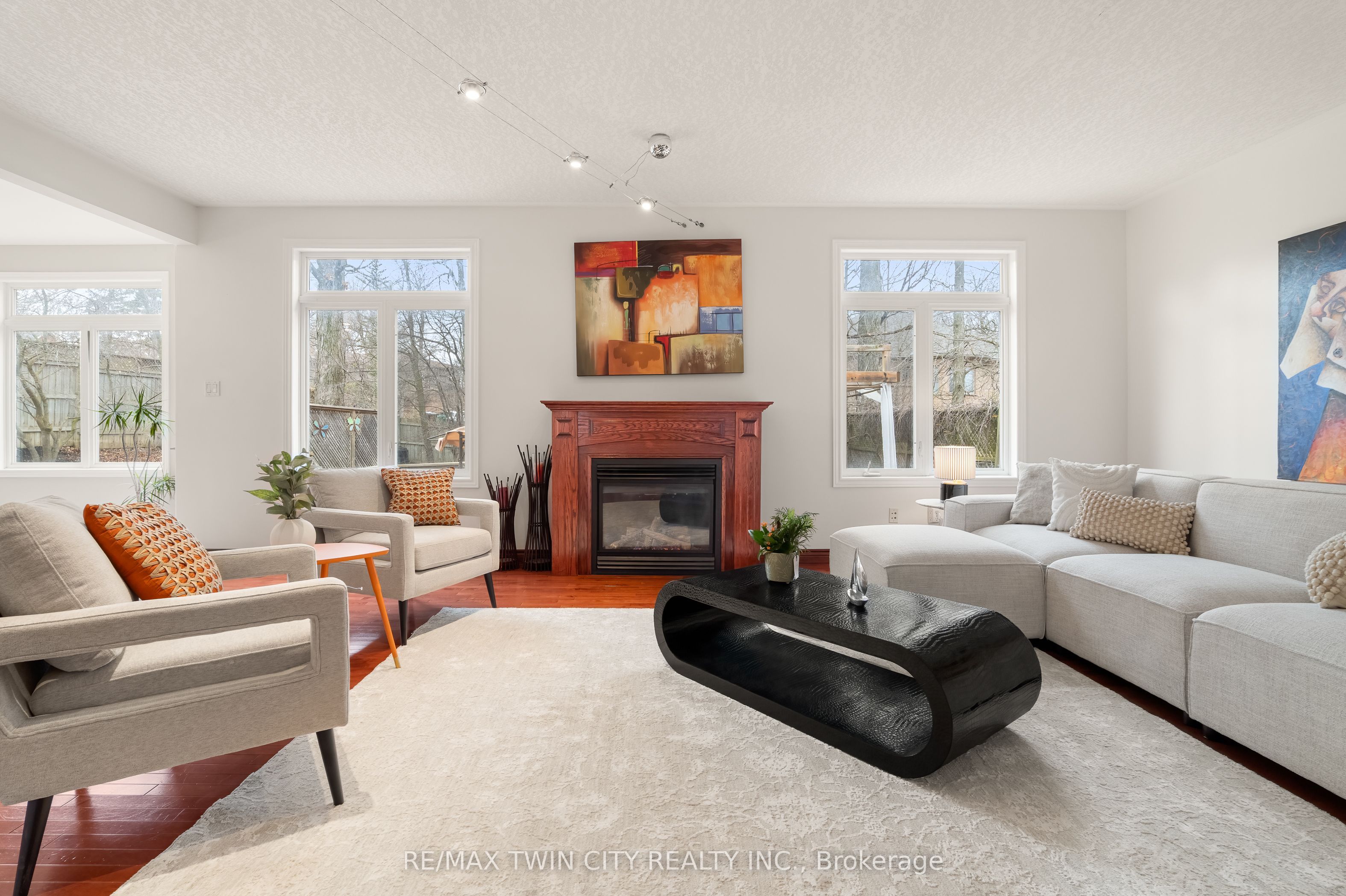534 Birchleaf Walk Property Photo 20