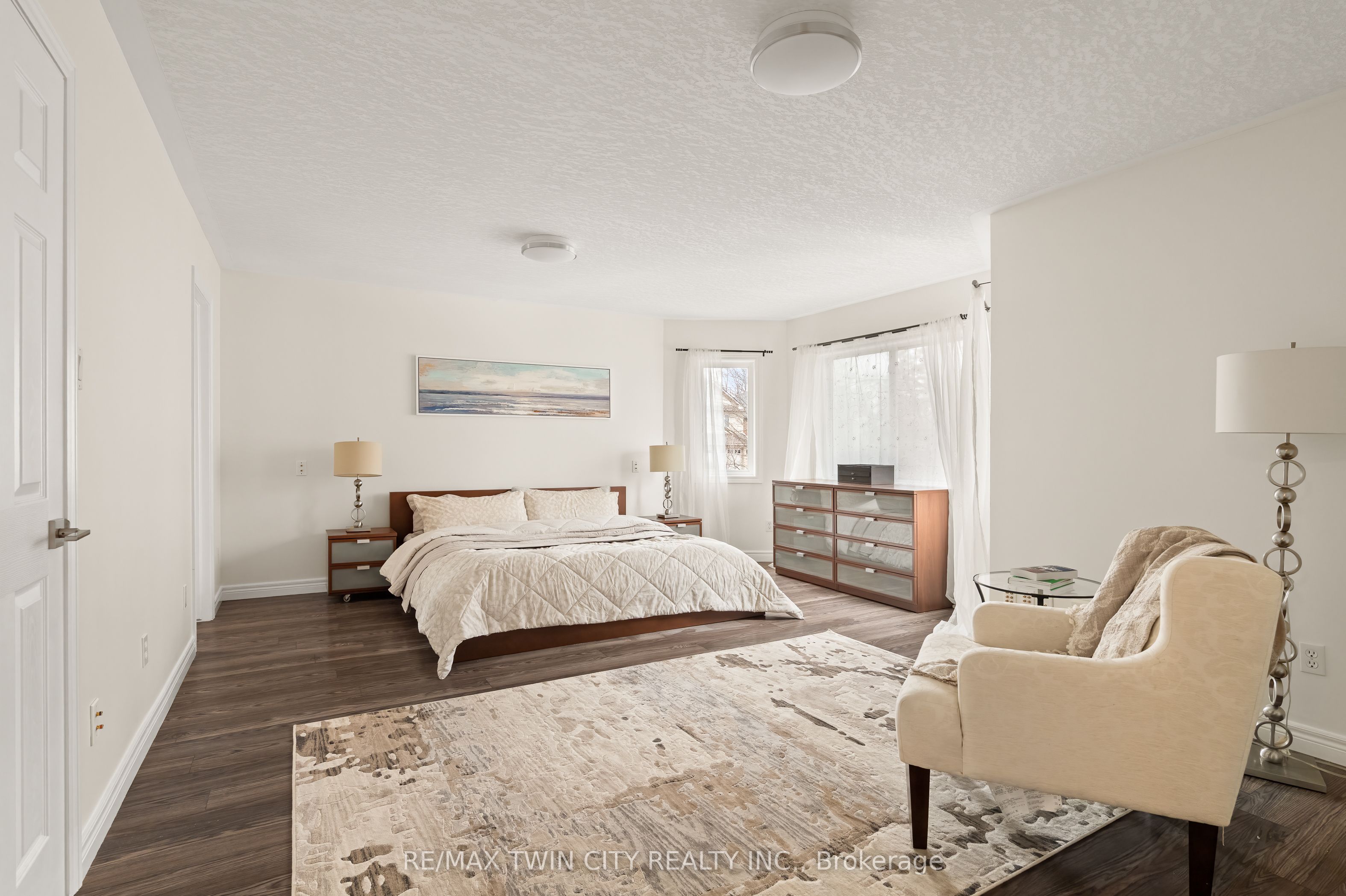 534 Birchleaf Walk Property Photo 25