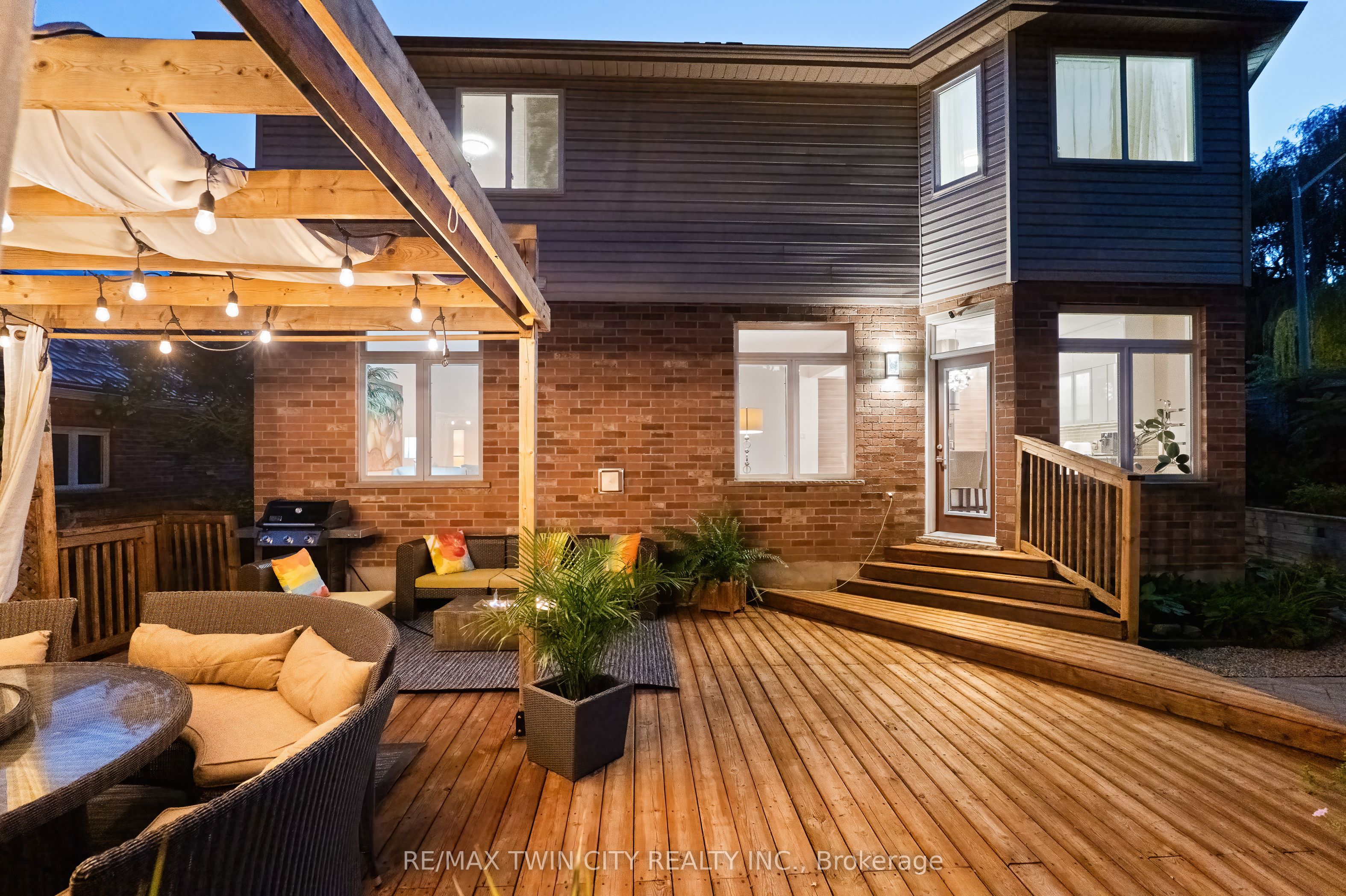 534 Birchleaf Walk Property Photo 47