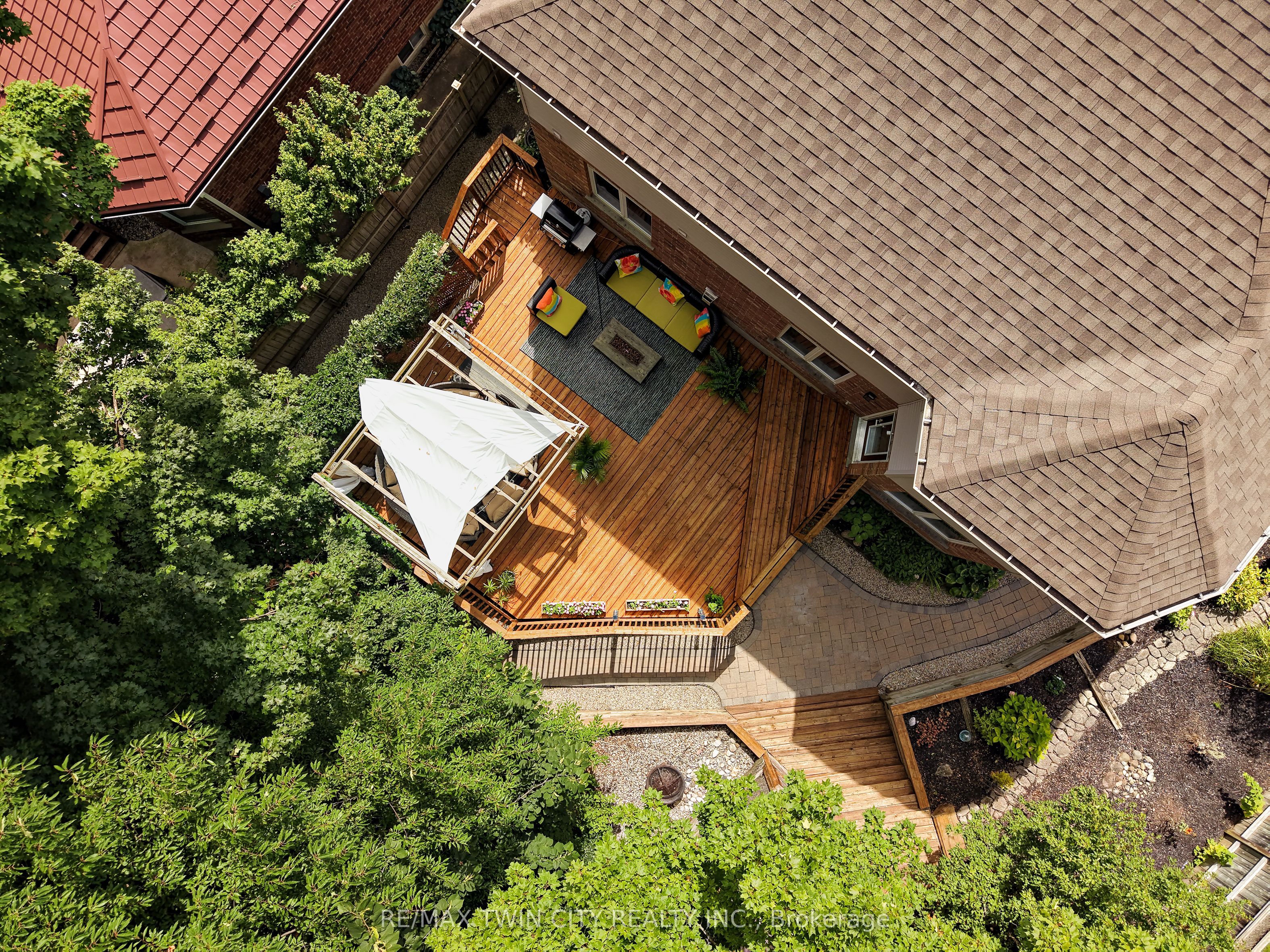 534 Birchleaf Walk Property Photo 49