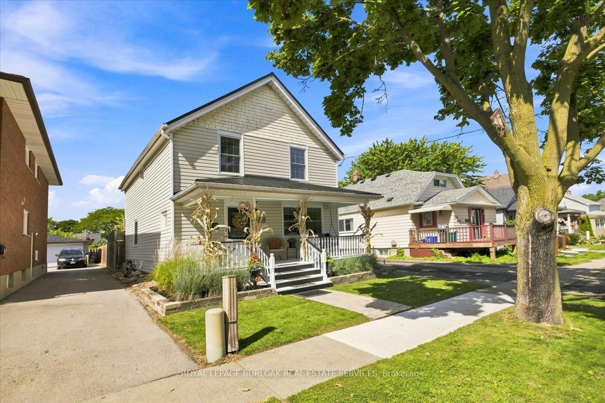 45 Rodman Street Property Photo 4