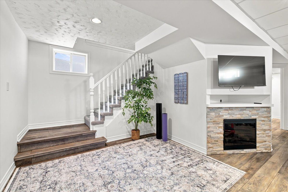 45 Rodman Street Property Photo 30