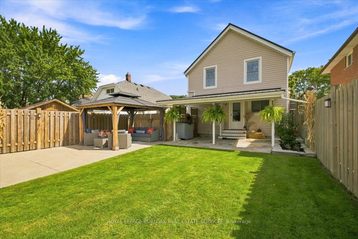 45 Rodman Street Property Photo 35