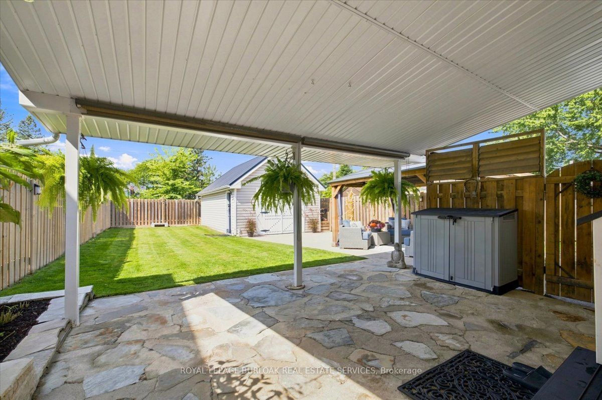 45 Rodman Street Property Photo 38