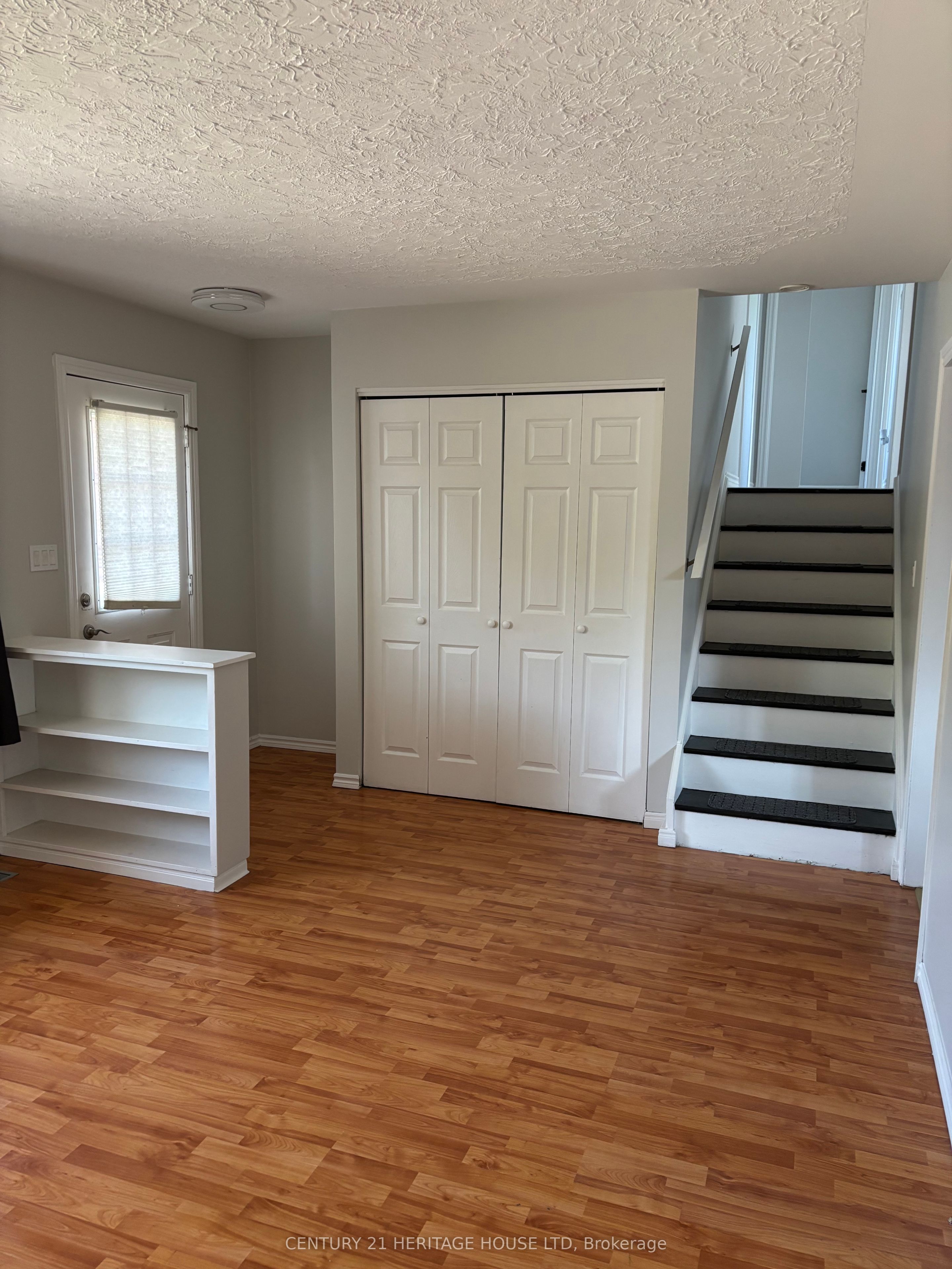 29 Mccully Drive Property Photo 3