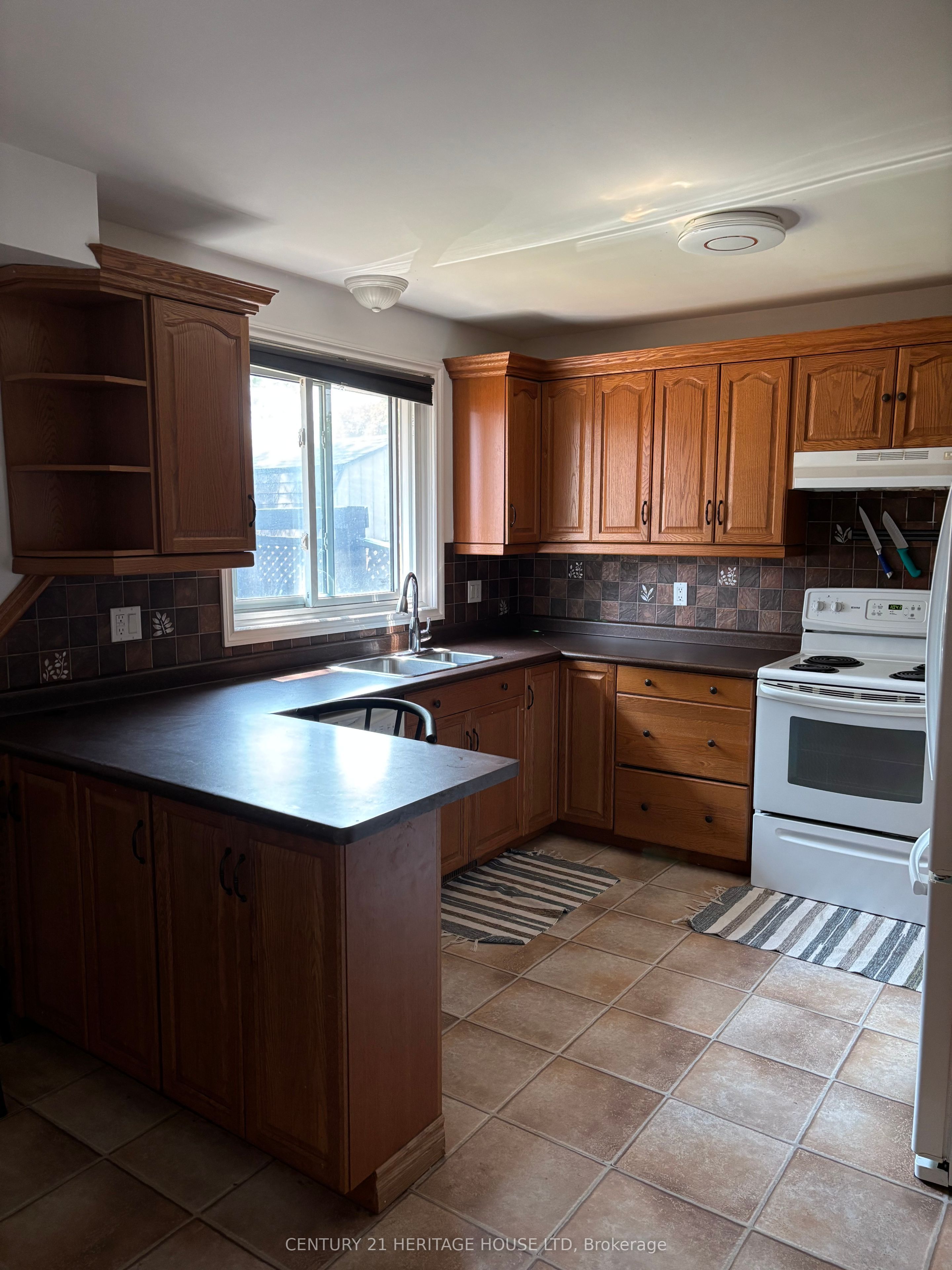29 Mccully Drive Property Photo 4