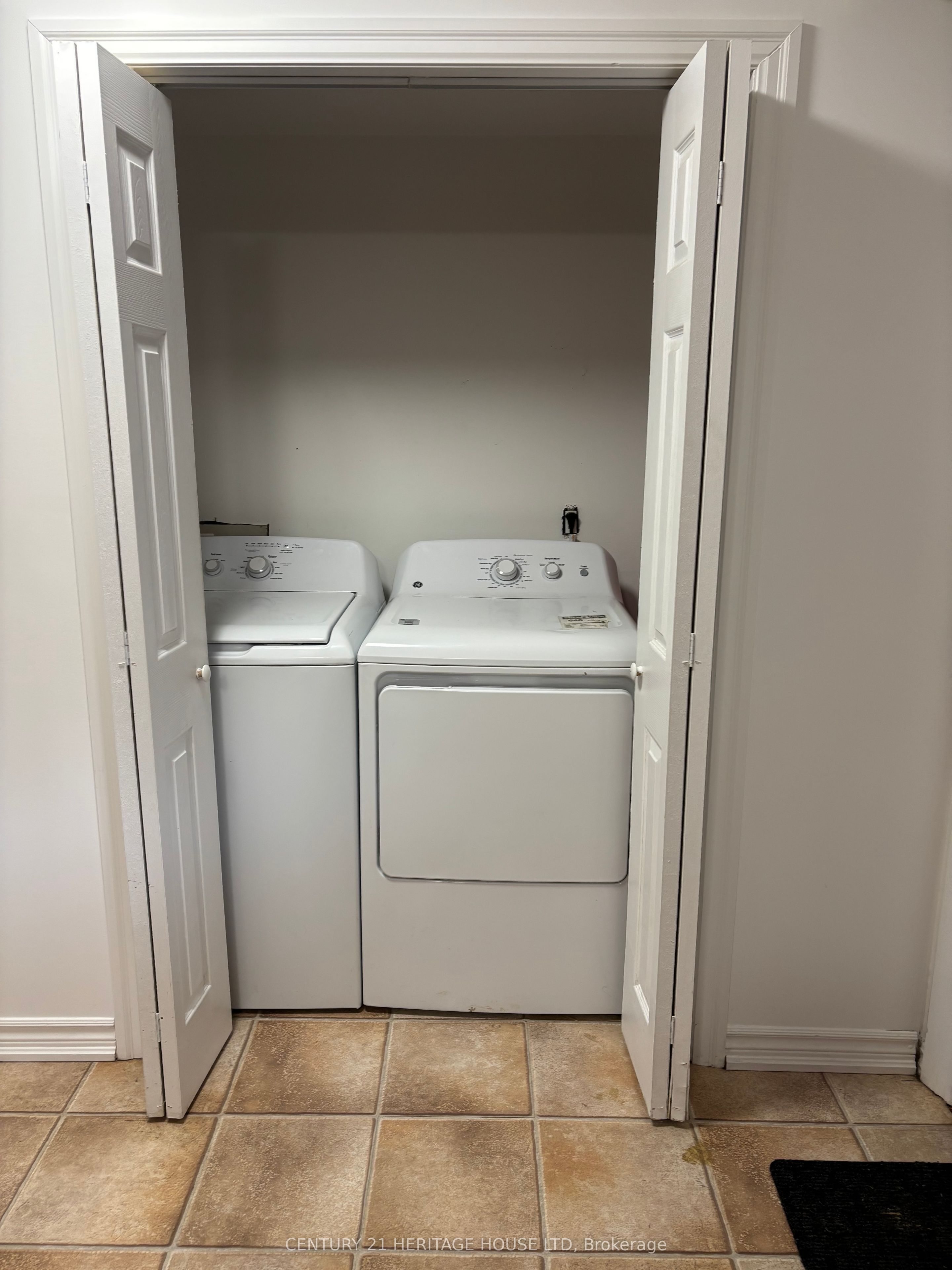 29 Mccully Drive Property Photo 6