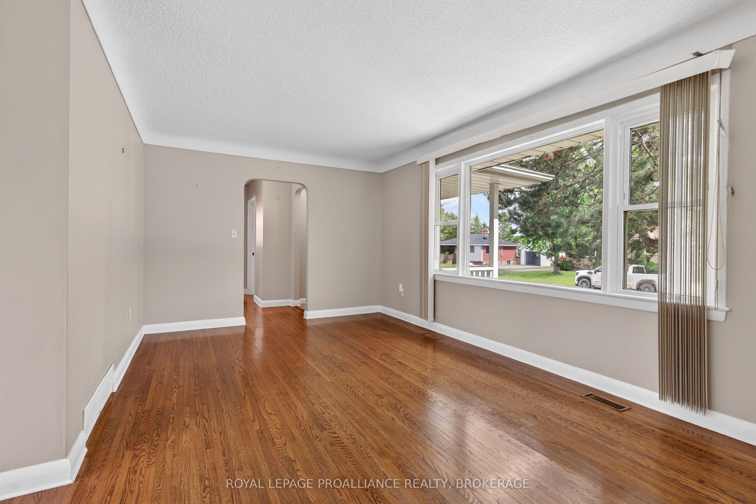 32 Lennox Street Property Photo 6