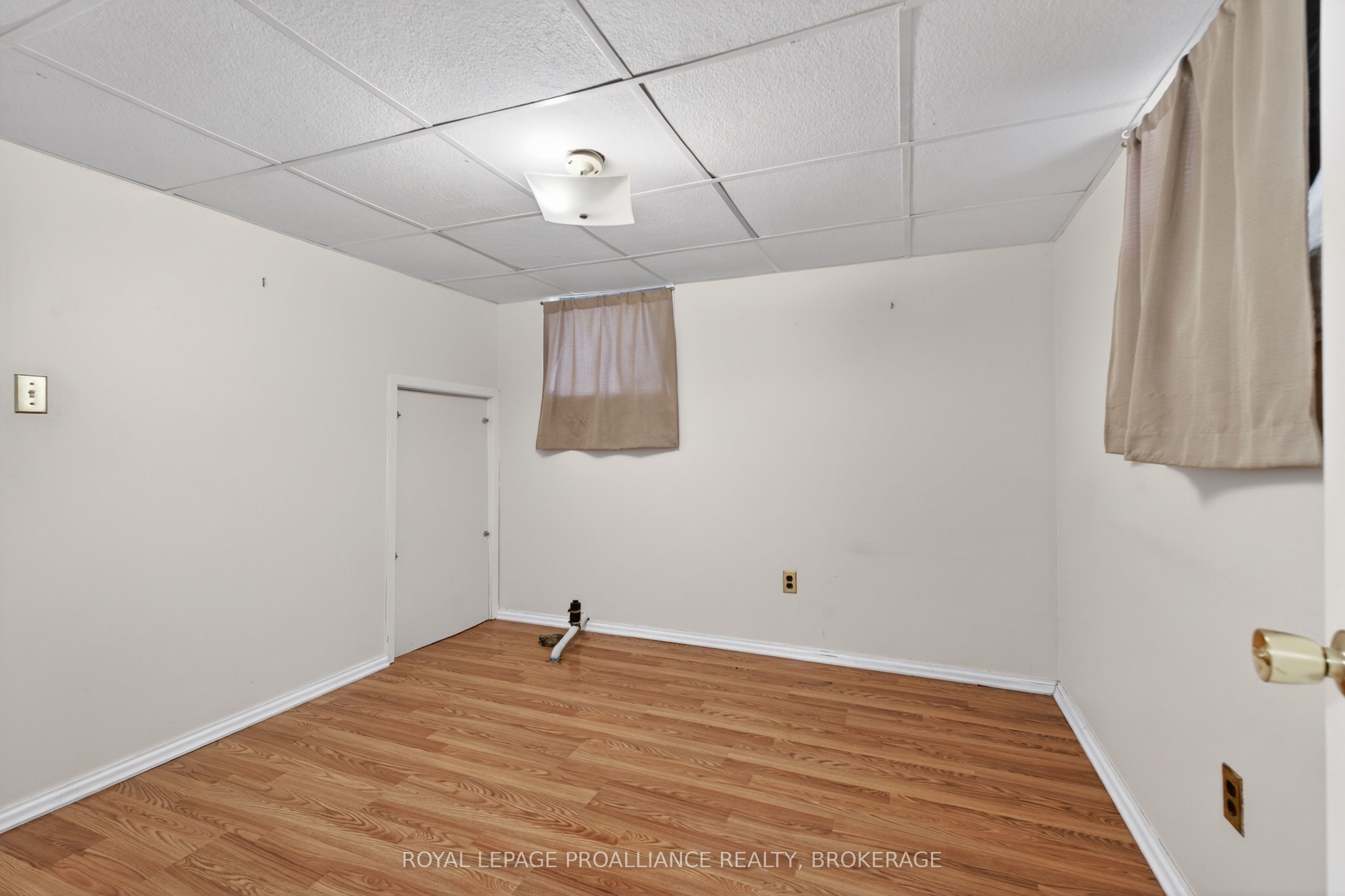 32 Lennox Street Property Photo 26