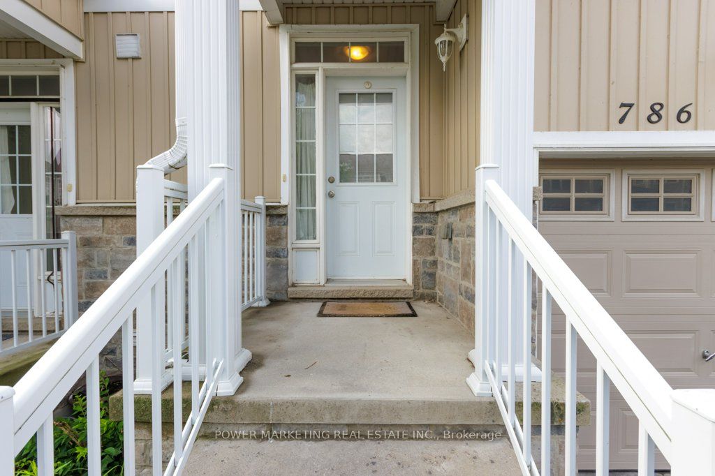 786 Newmarket Lane Property Photo 3