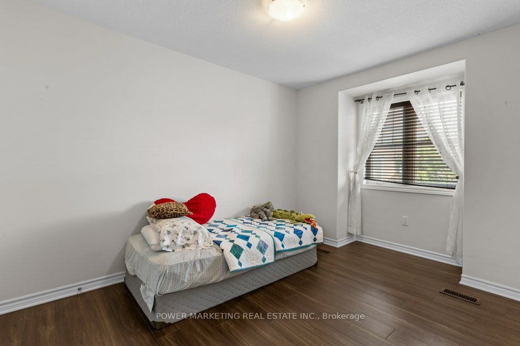 786 Newmarket Lane Property Photo 18