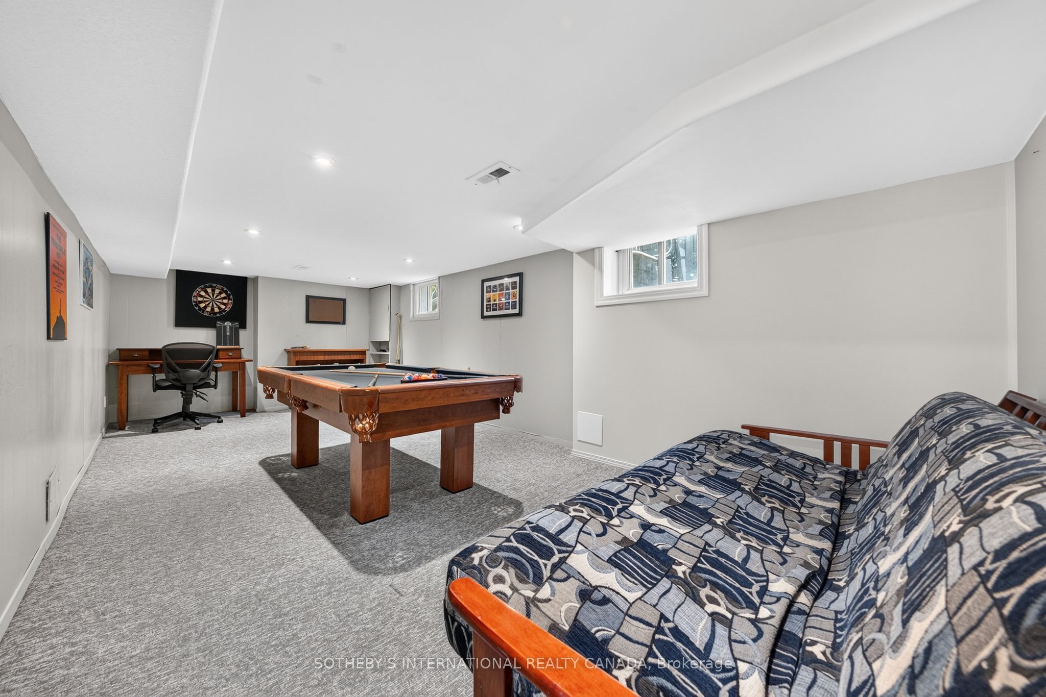 38 Roslin Avenue S Property Photo 21