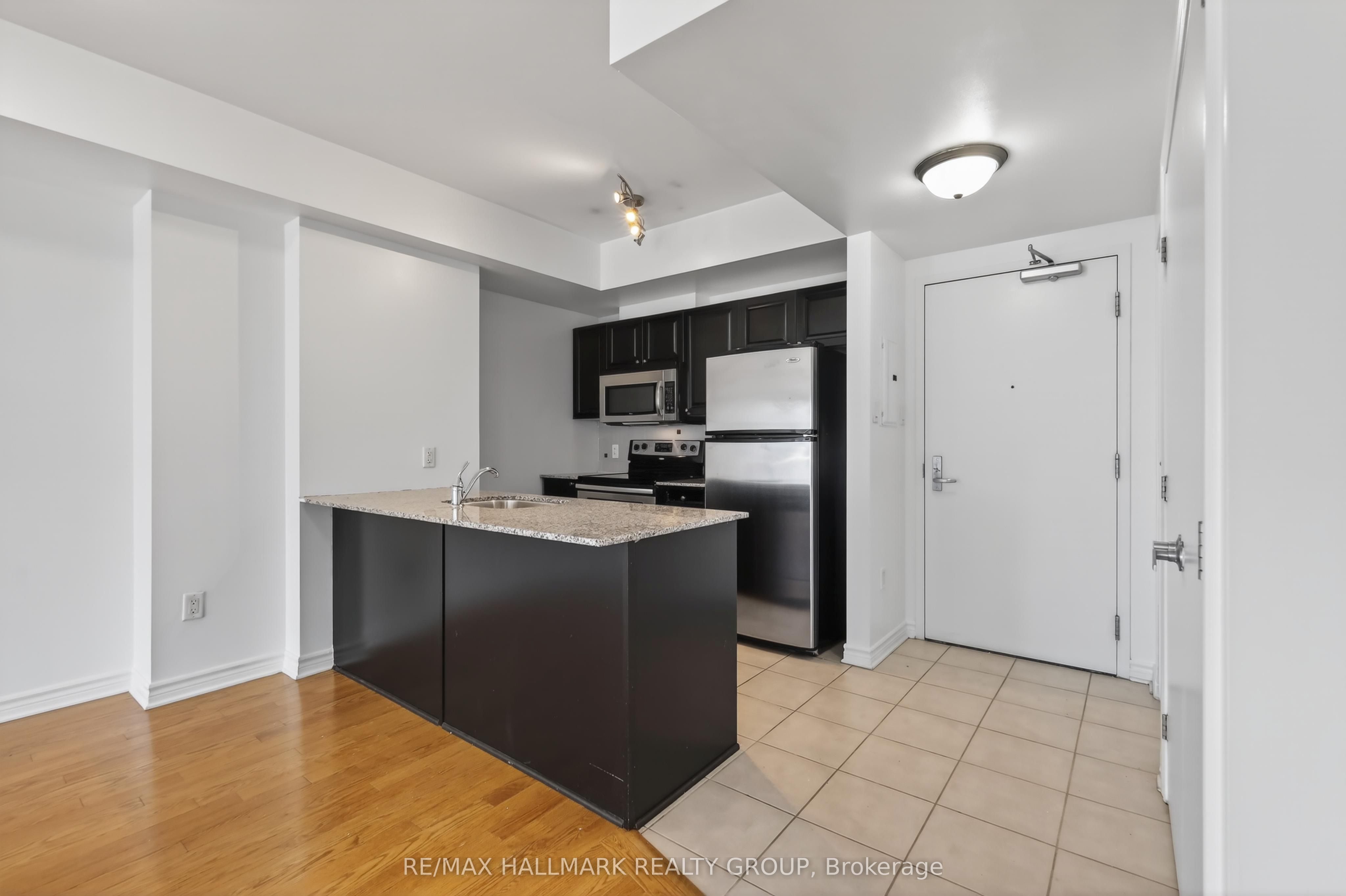 70 Landry Street 1503 Property Photo 6