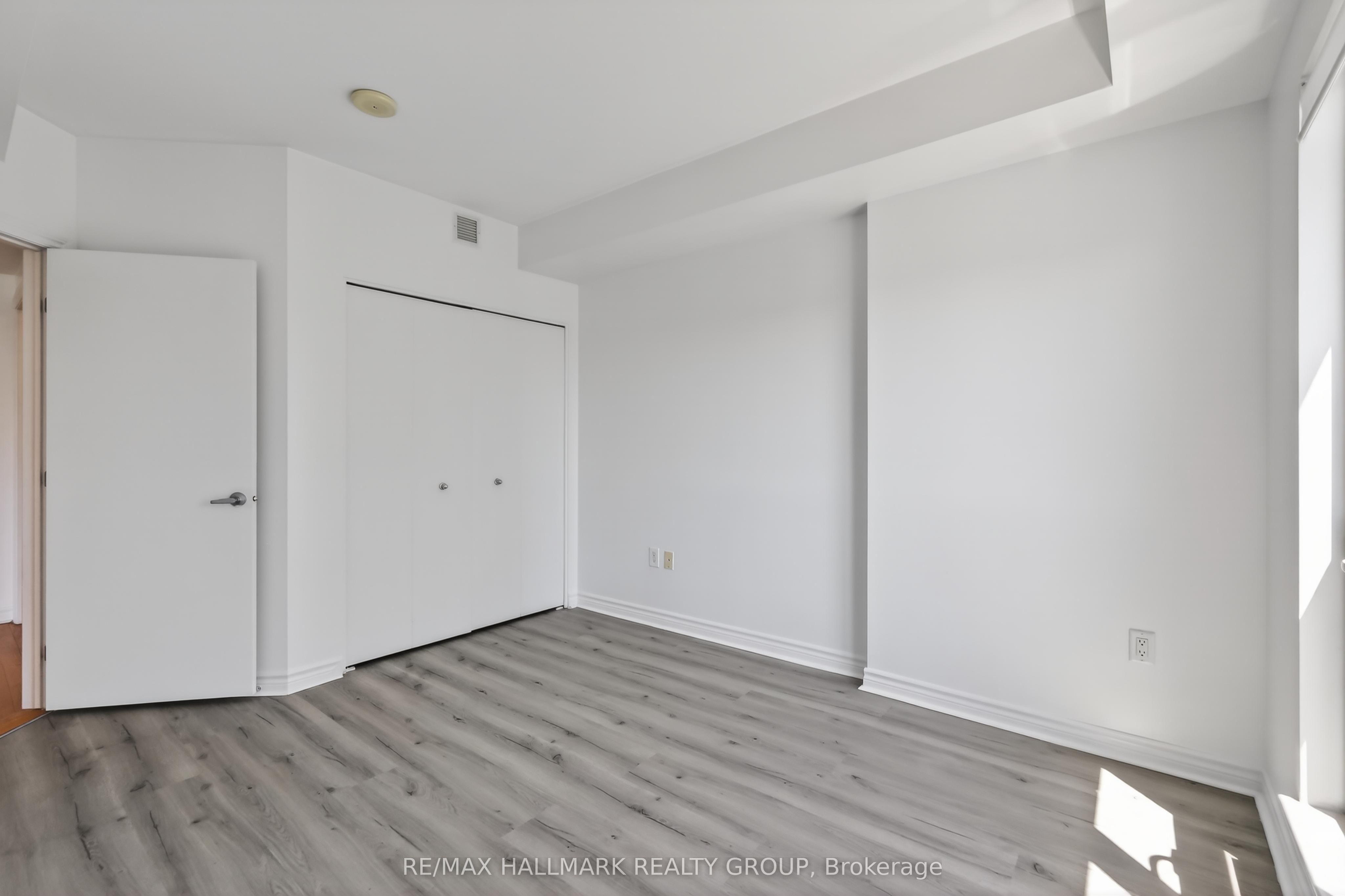 70 Landry Street 1503 Property Photo 11