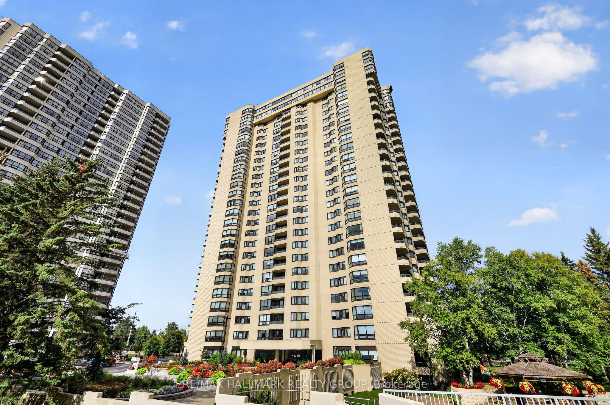 1500 Riverside Drive 2402 Property Photo 1