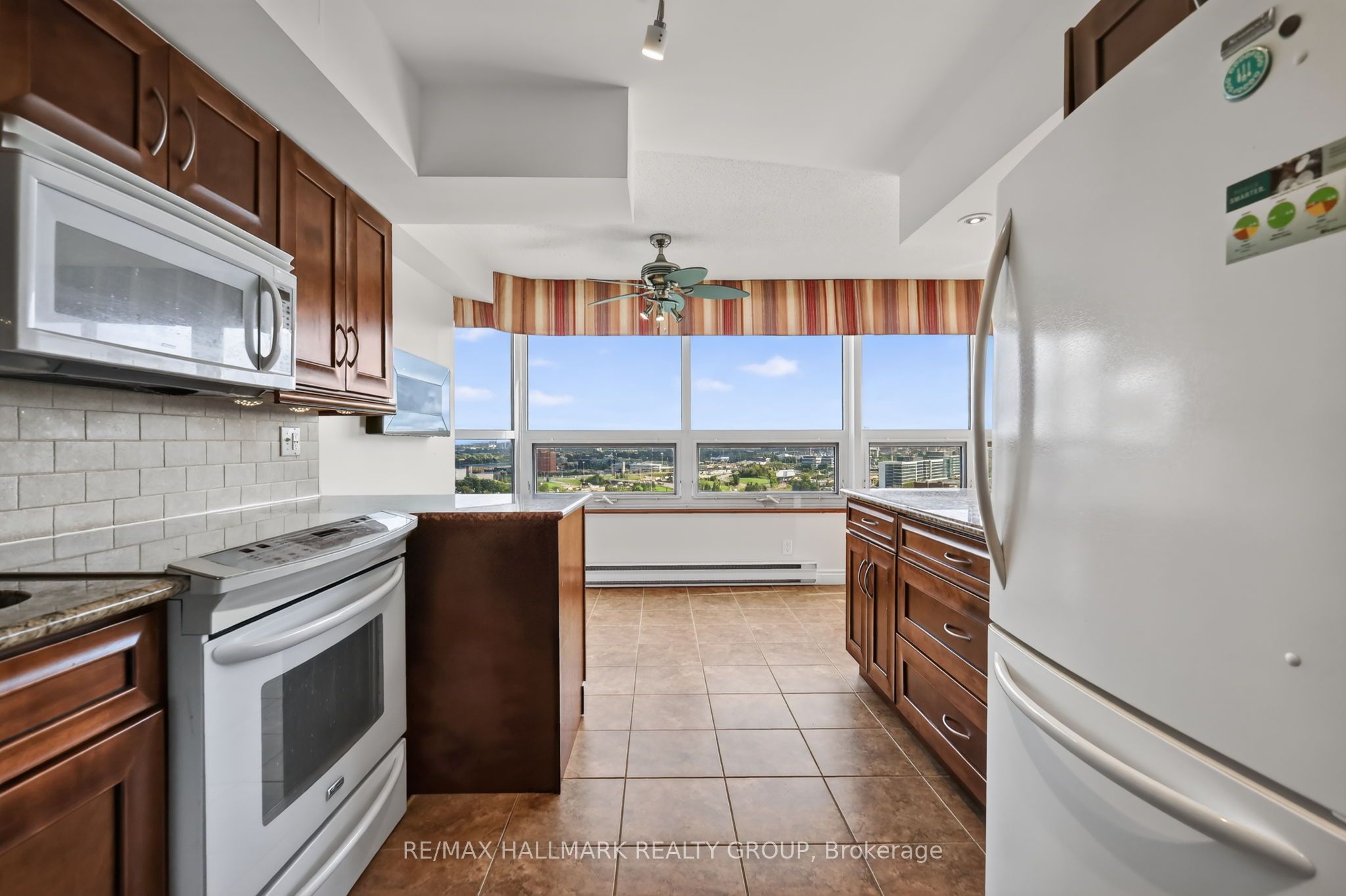1500 Riverside Drive 2402 Property Photo 20