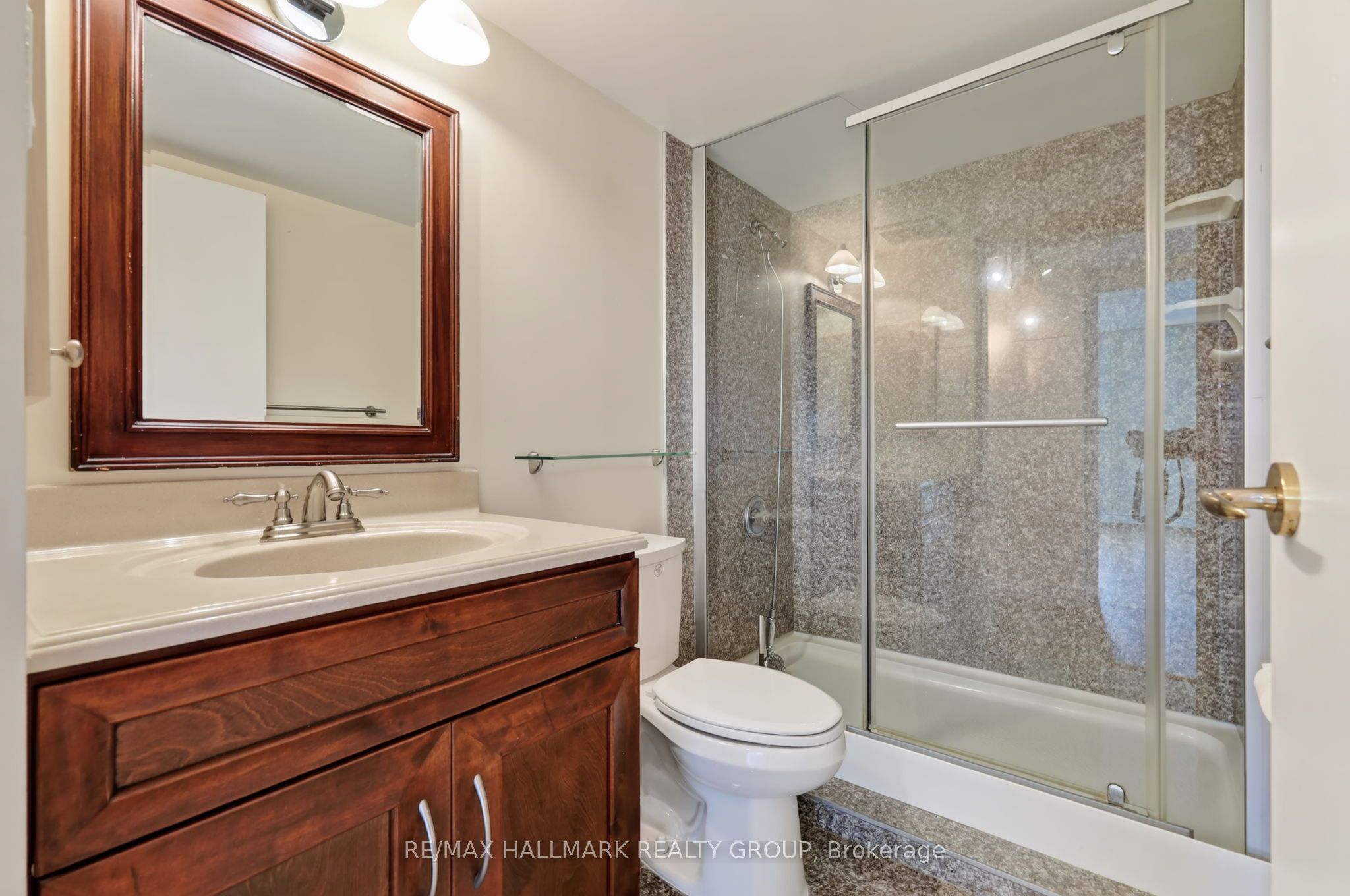 1500 Riverside Drive 2402 Property Photo 28