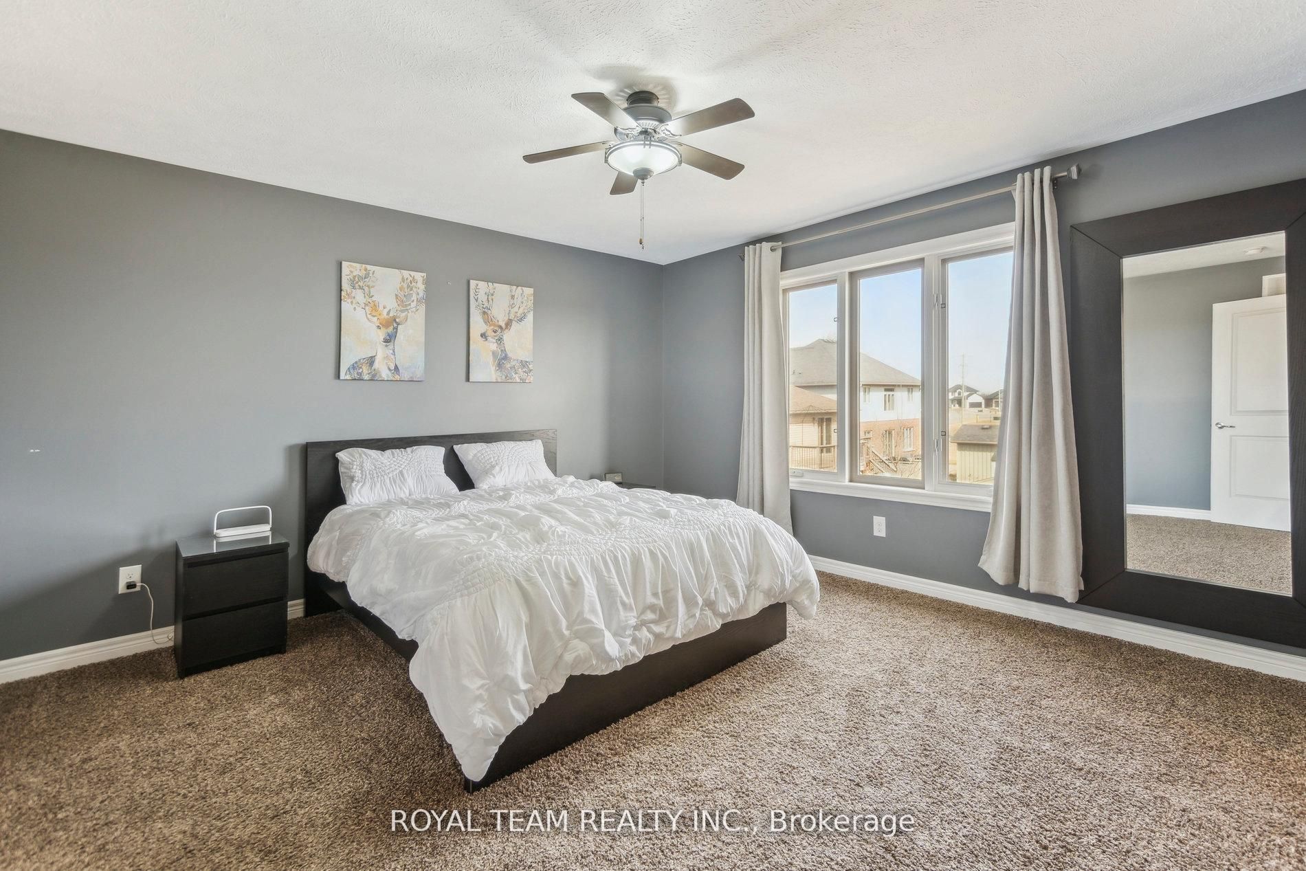 2 Lafayette Street E Property Photo 18
