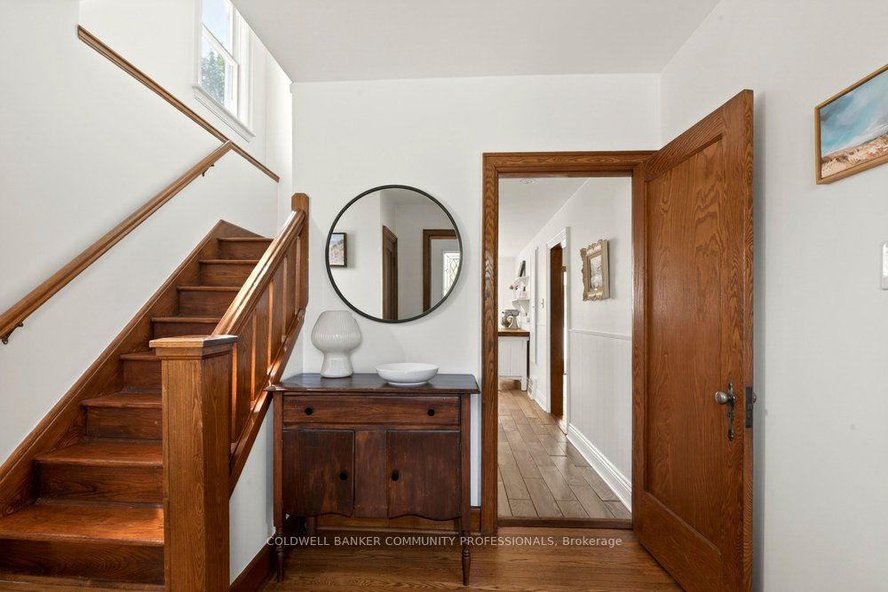 66 Edgemont Street S Property Photo 6
